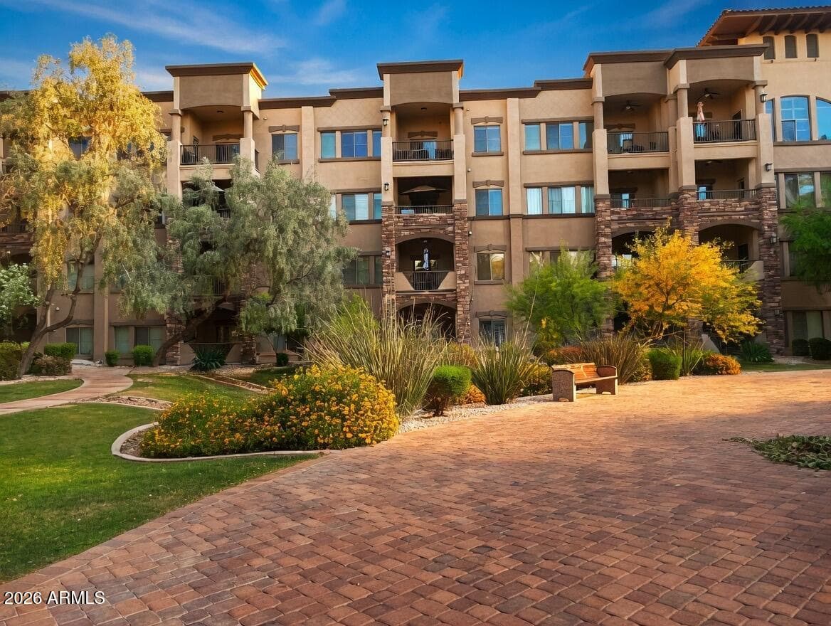 5450 E Deer Valley E Dr 1215 — photo 1