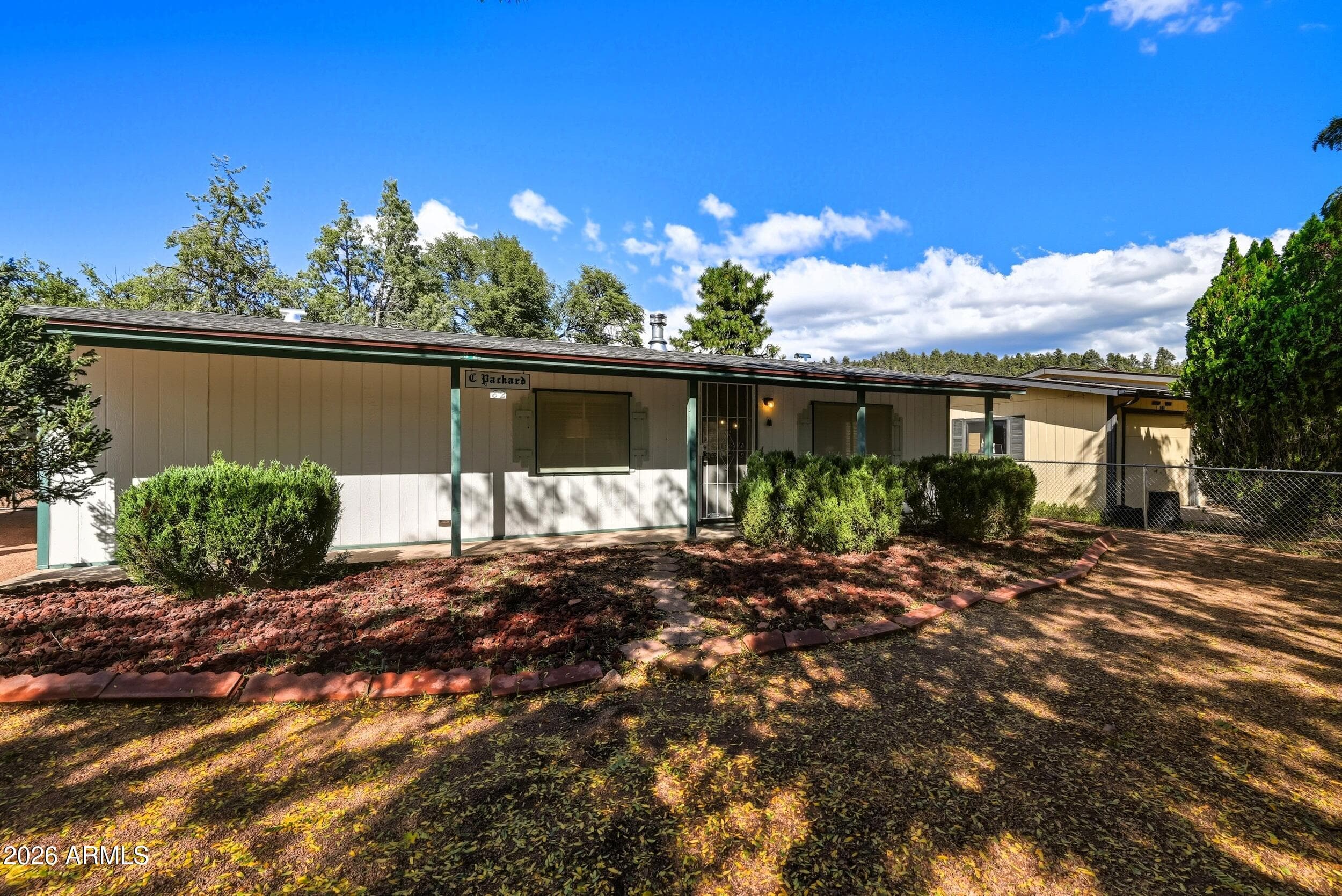 82 E Quail Hollow Dr — photo 2
