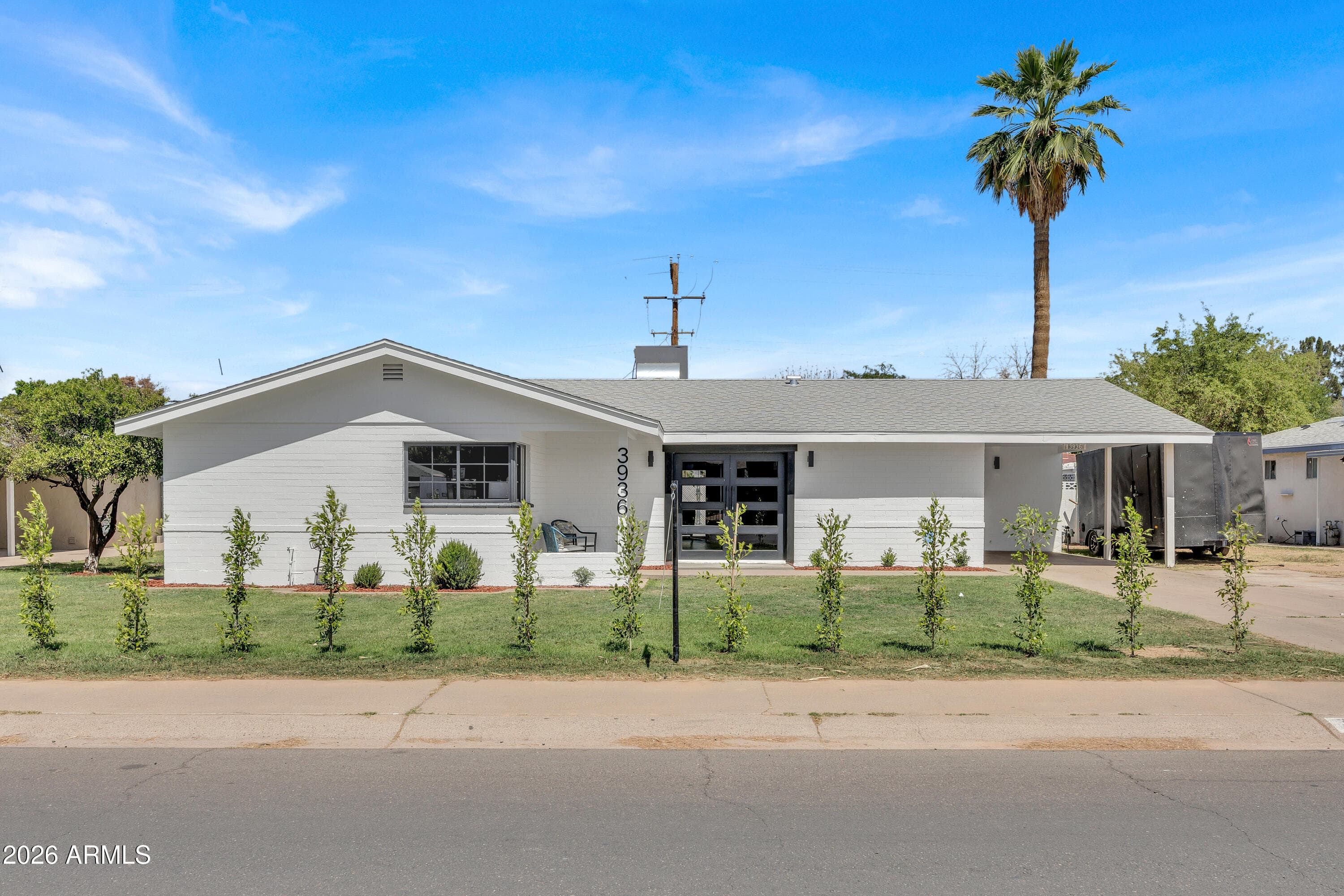3936 E Oak St — photo 1