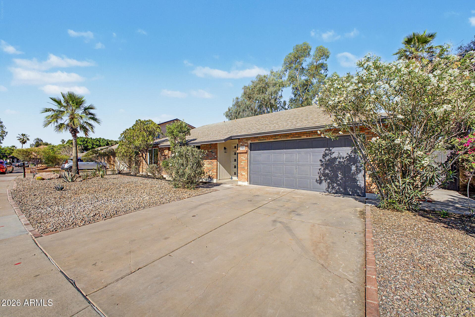 2505 S Rogers St — photo 2