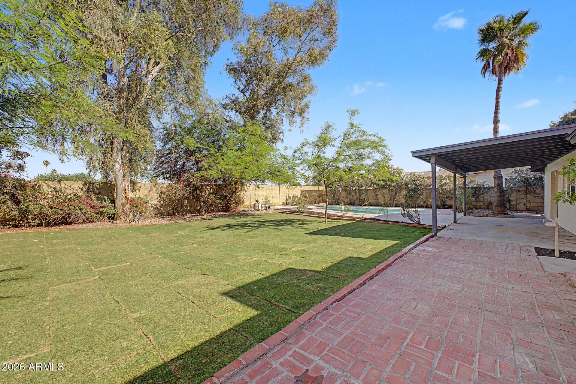 2505 S Rogers St — photo 23