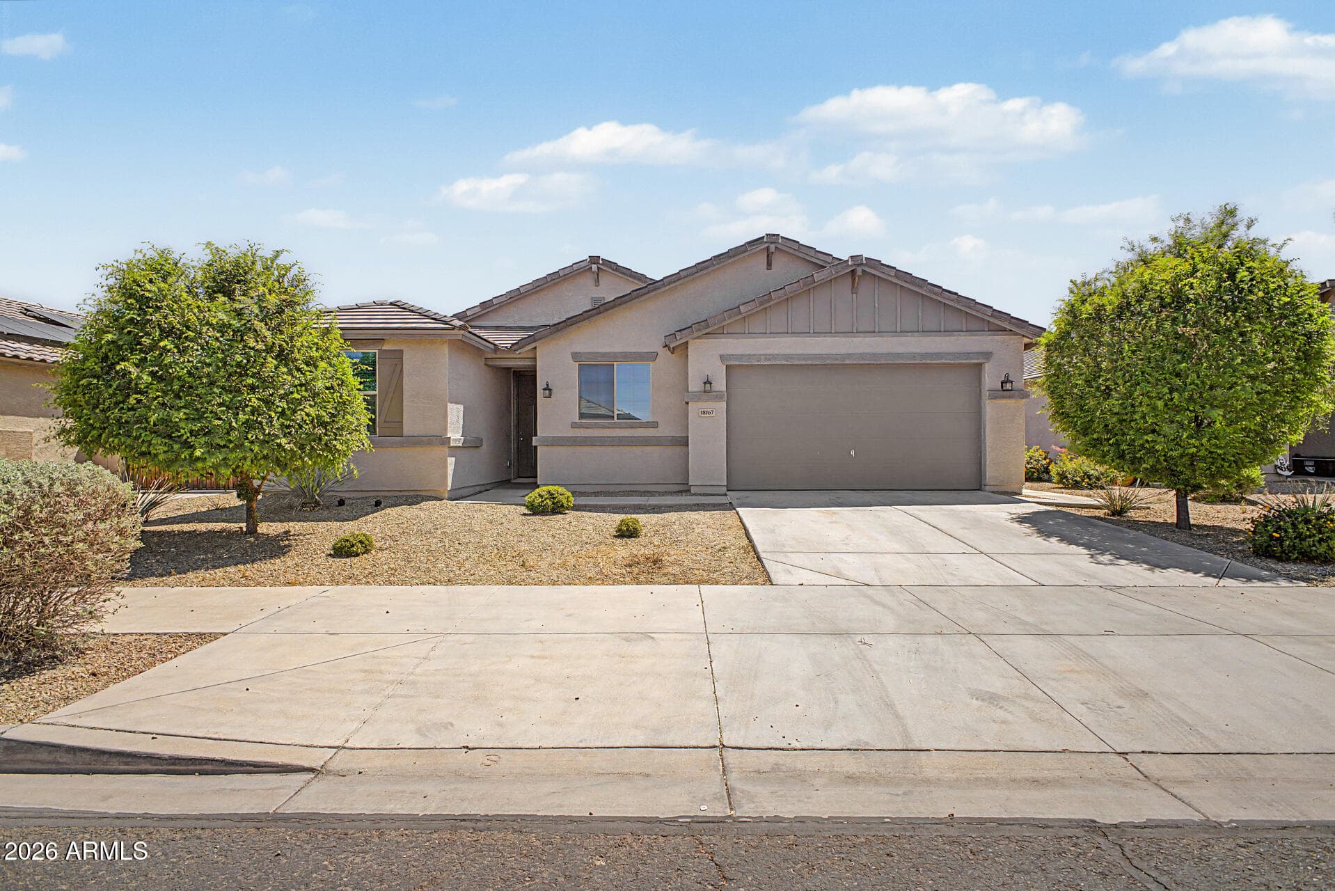 18167 W ROBIN LN - Photo 1
