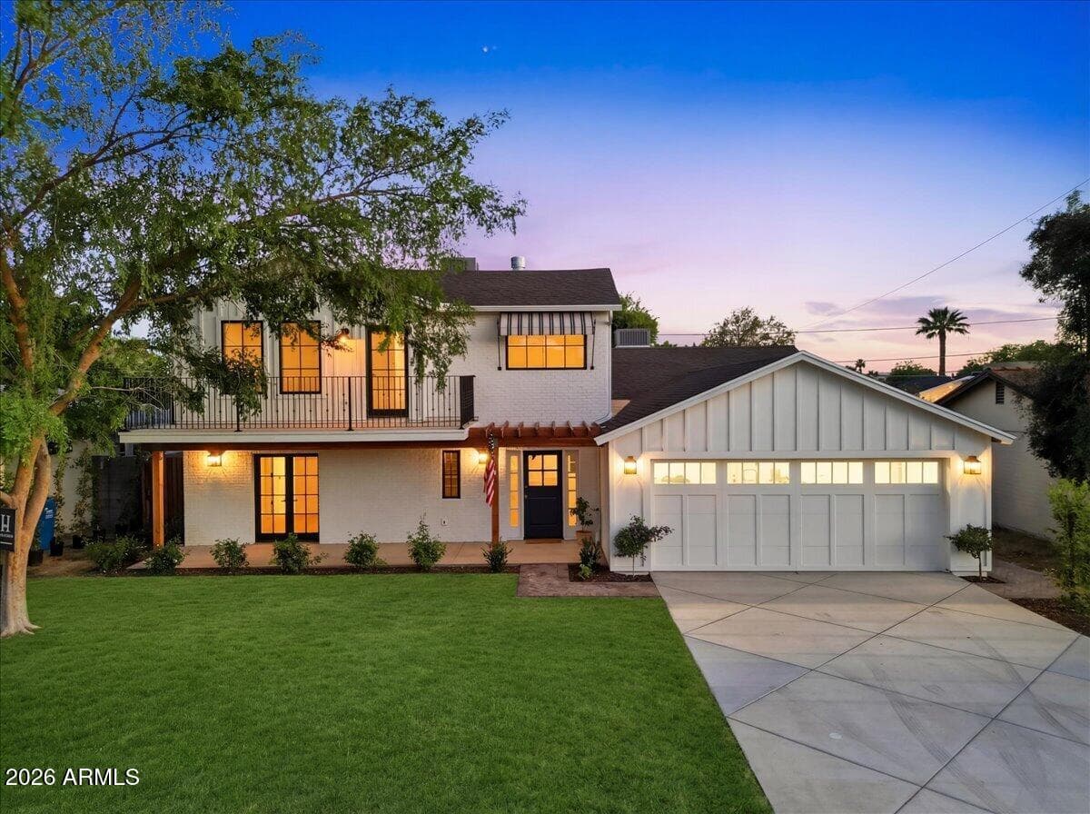 4835 E Indianola Ave — photo 2