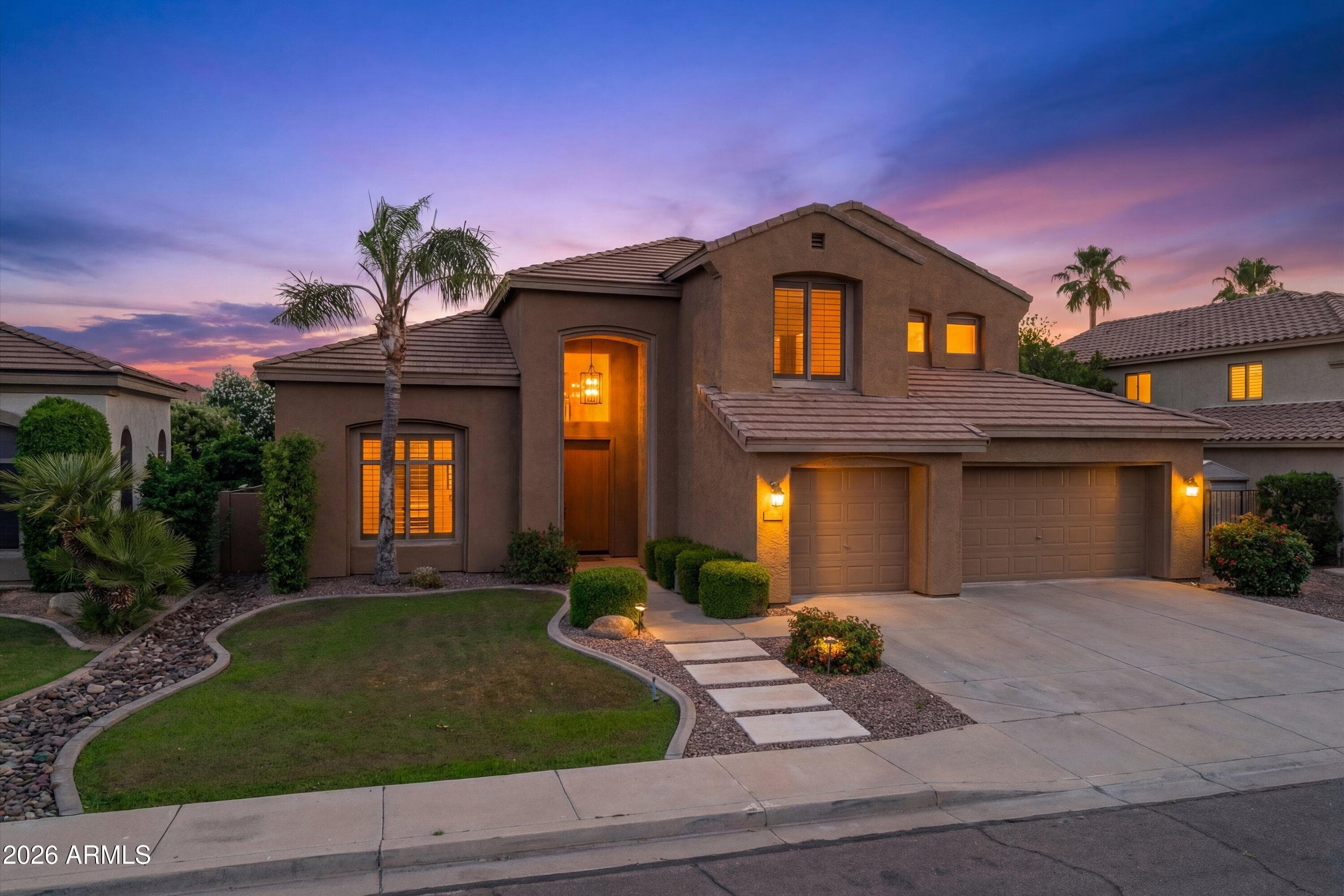670 W Oriole Way — photo 1