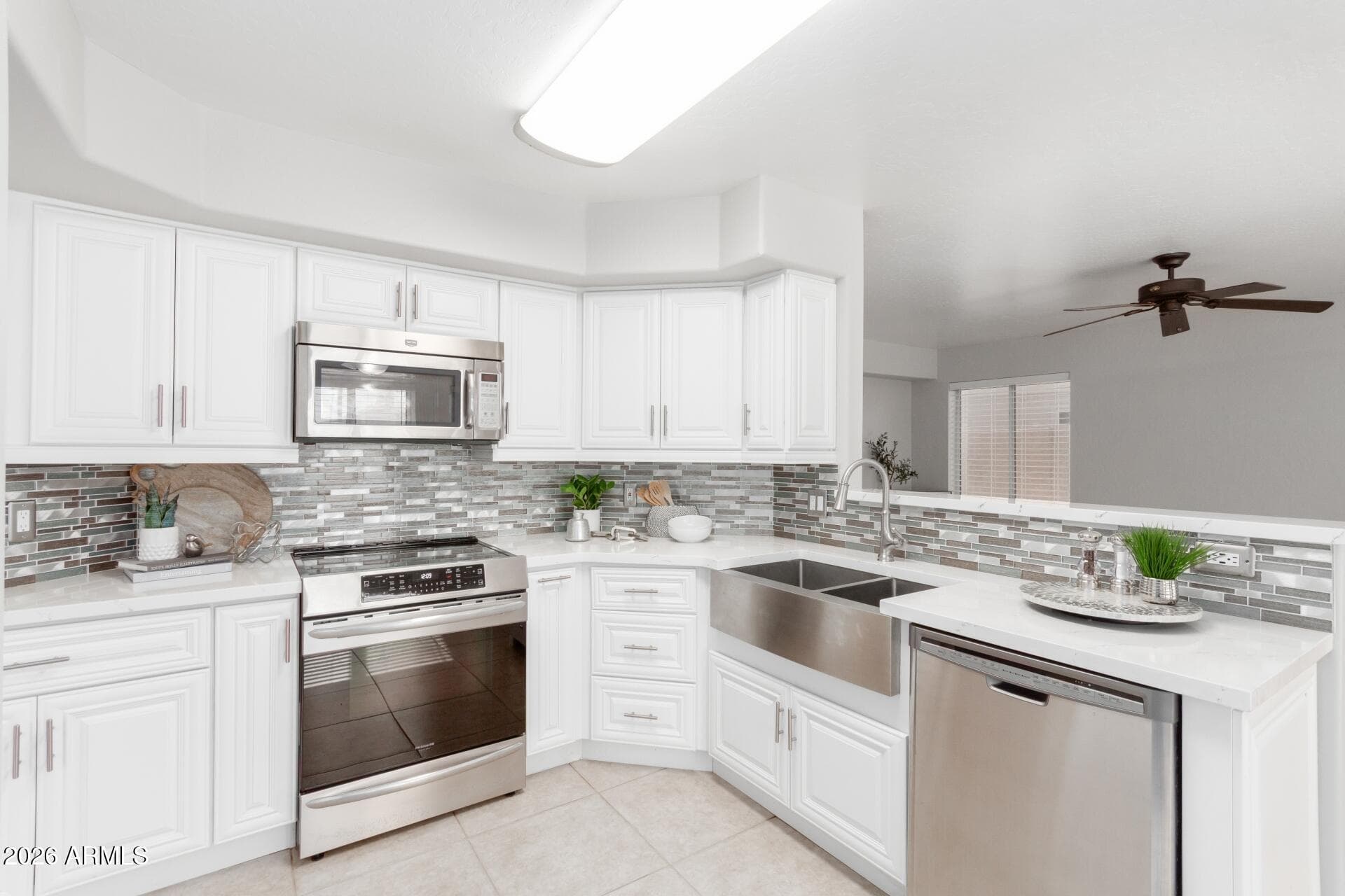 3611 E Windmere Dr — photo 1