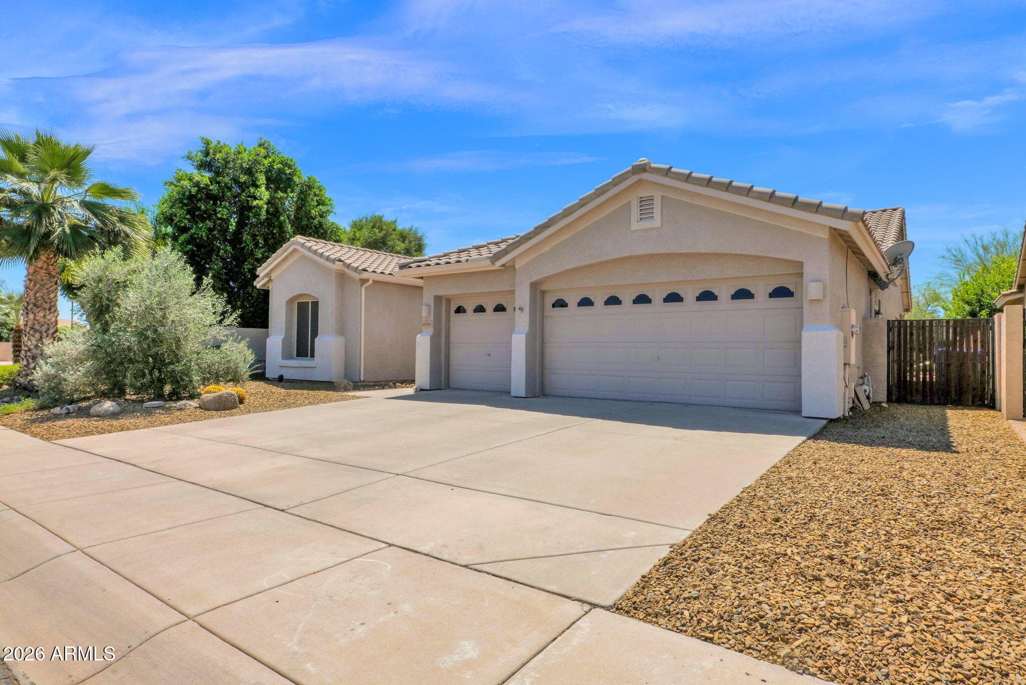 25040 N 44th Ave — photo 2