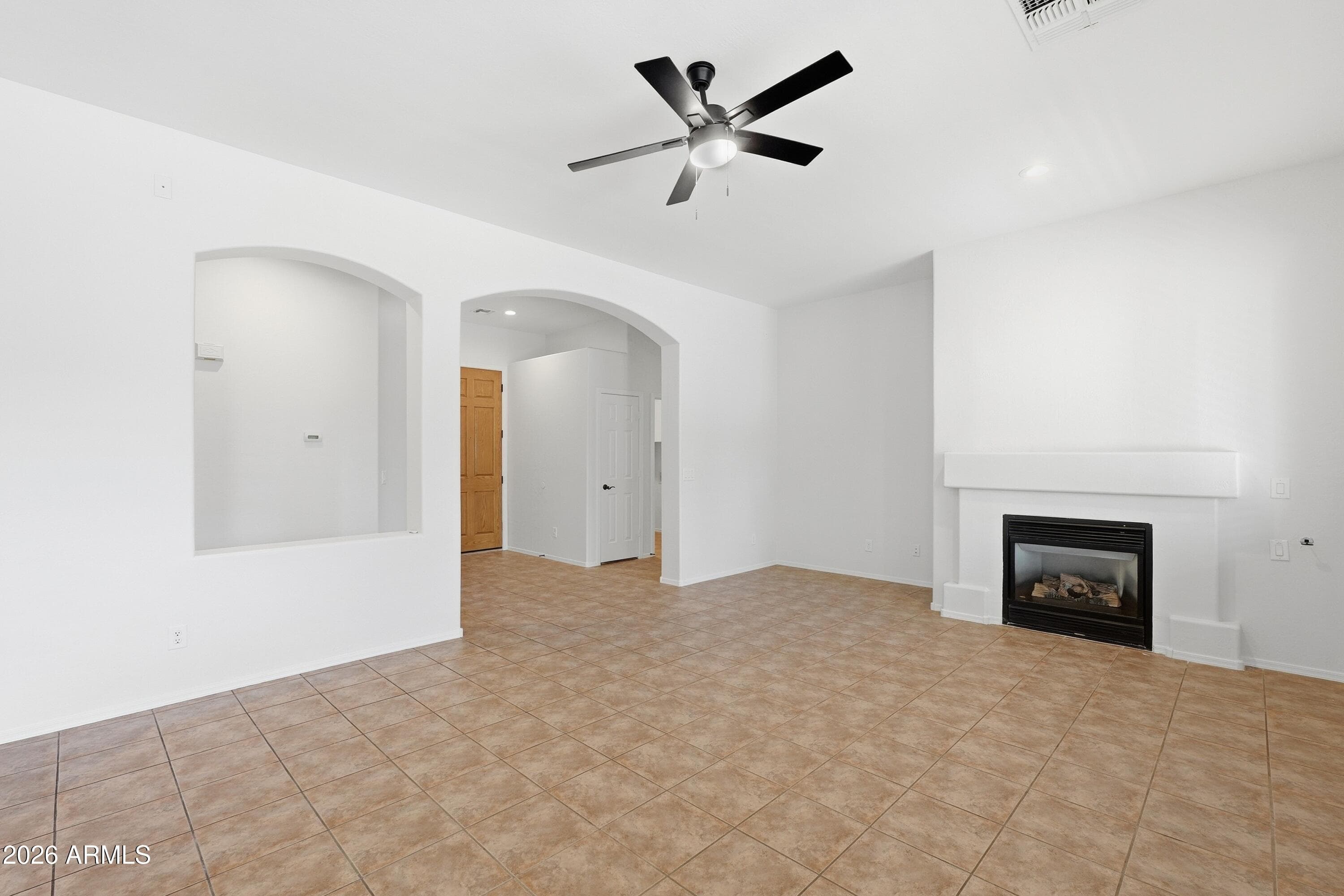 17615 W Rimrock St — photo 2