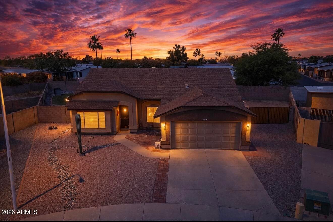 6763 N 84th Ln — photo 28