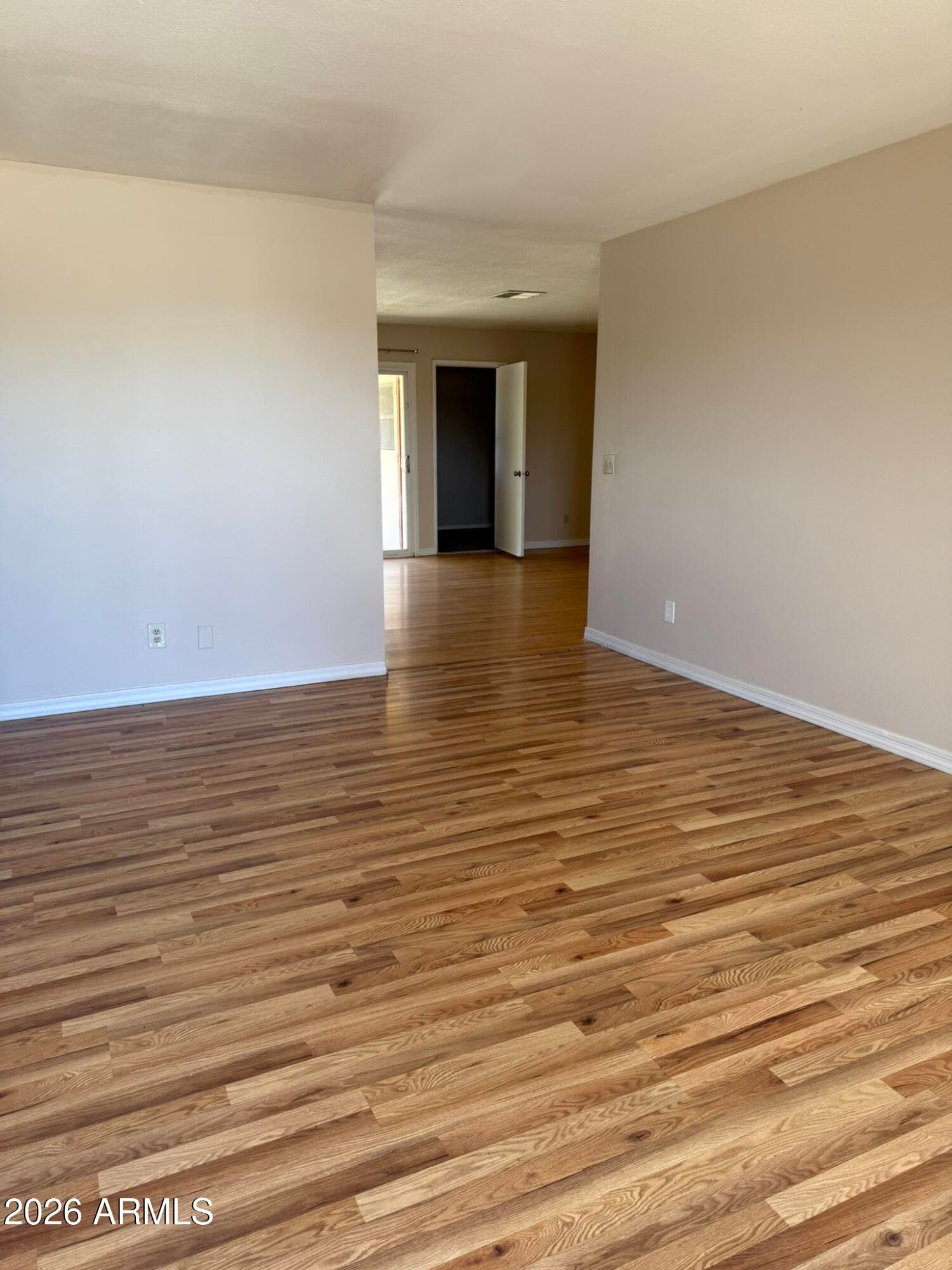 5838 S Judd St — photo 2
