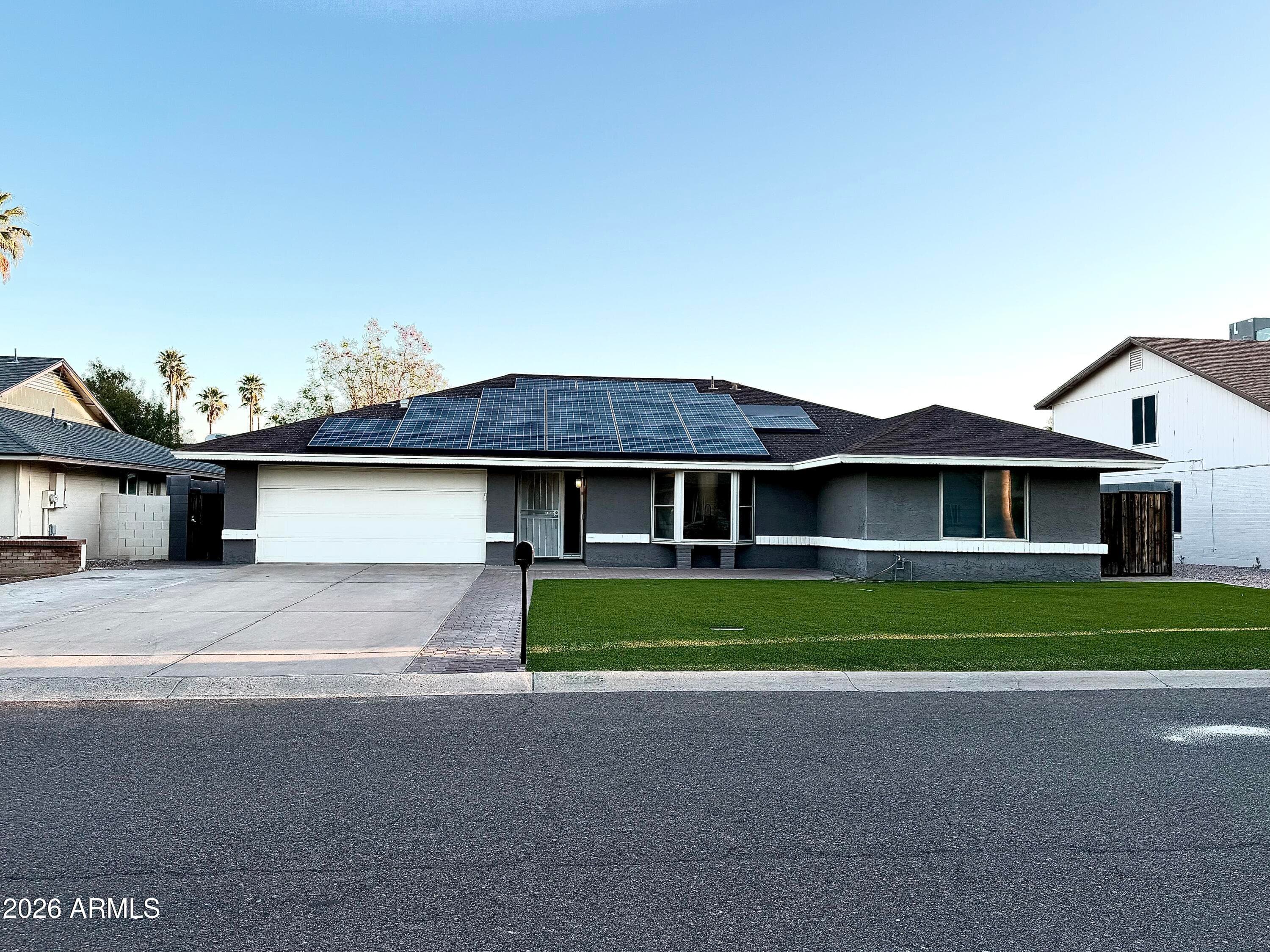 4628 W Bluefield Ave — photo 1