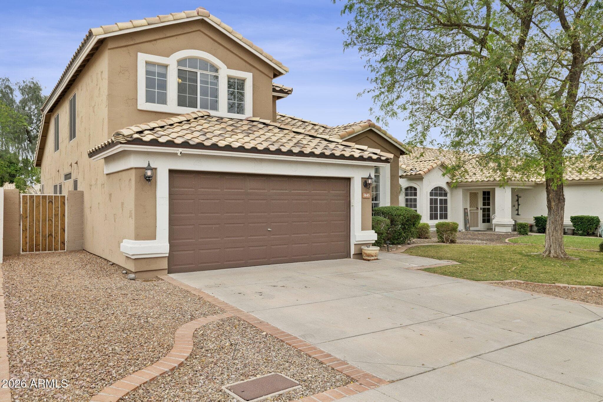 7445 W Los Gatos Dr — photo 2