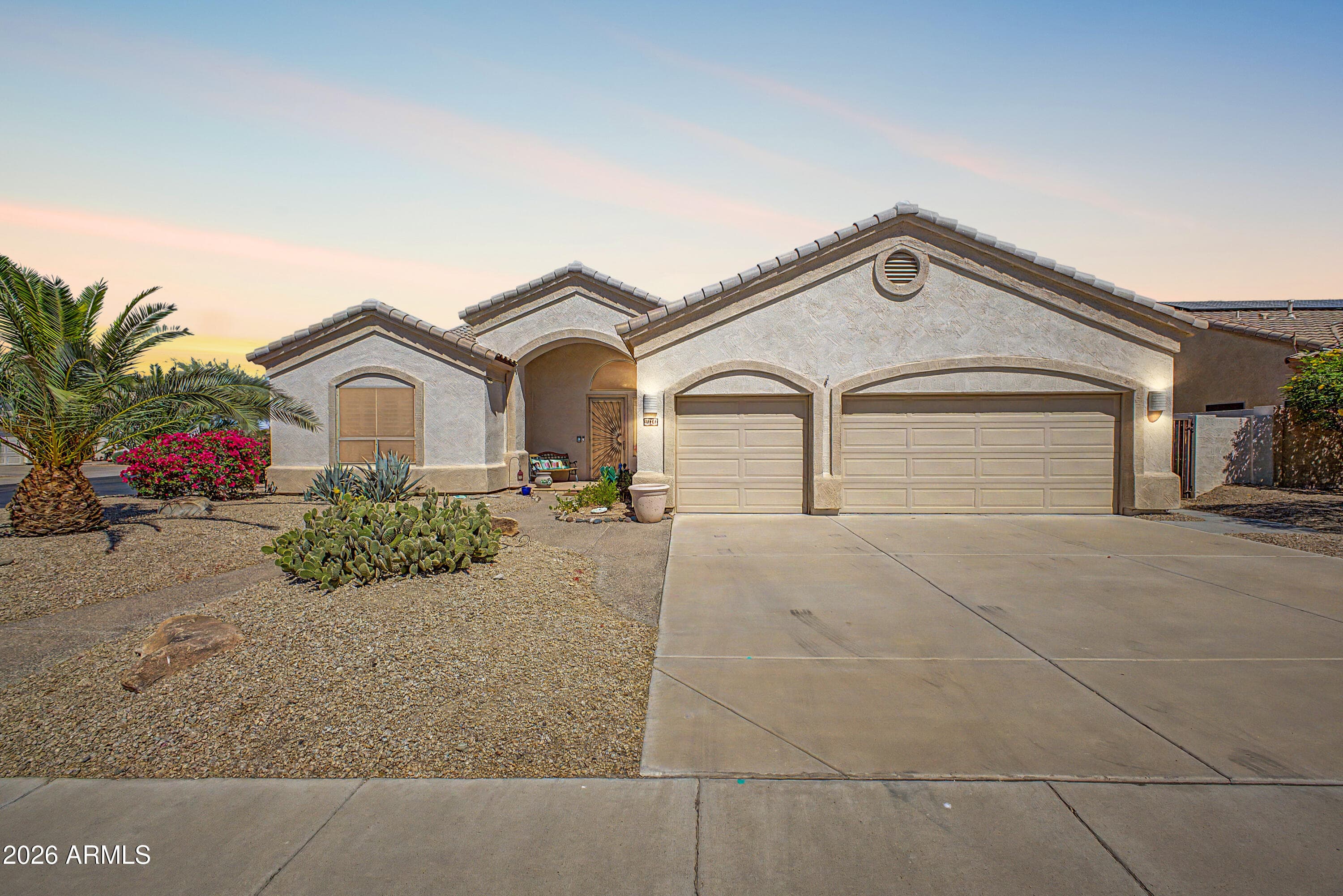 17607 W Eagle Dr — photo 1