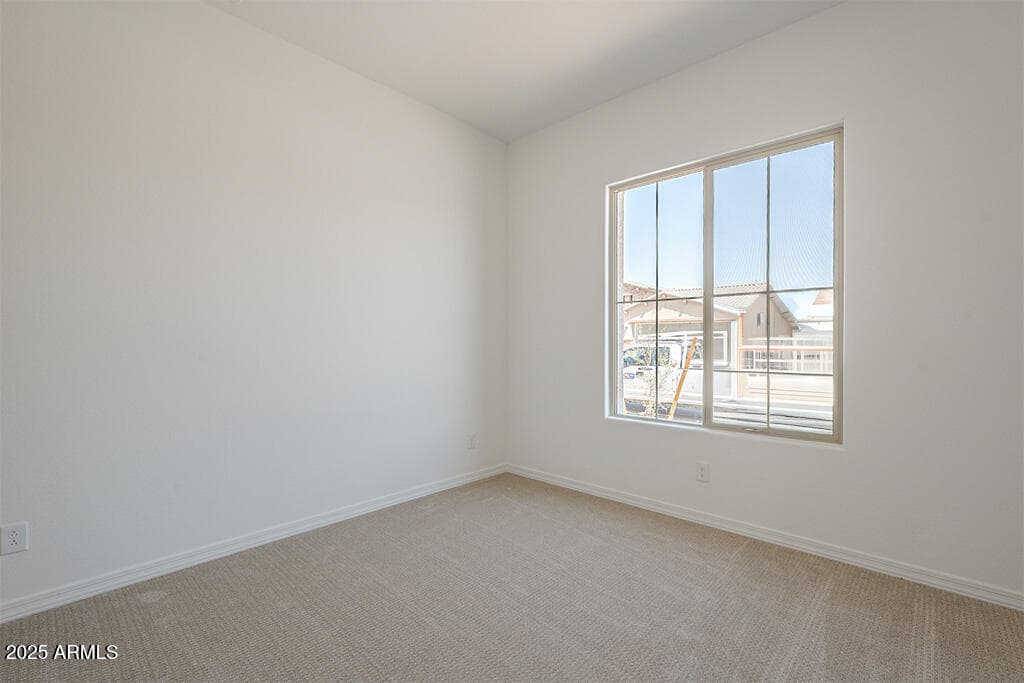 20269 W Catalina Dr — photo 10
