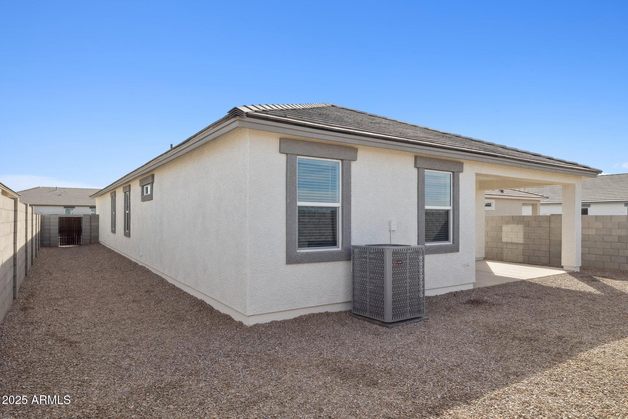 25433 W Bowker St — photo 17