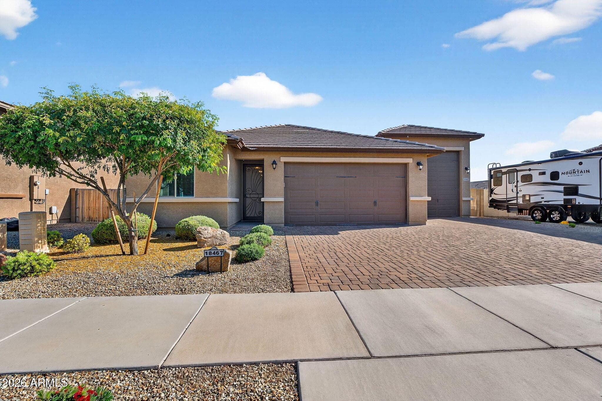 18467 W CARLOTA LN - Photo 2
