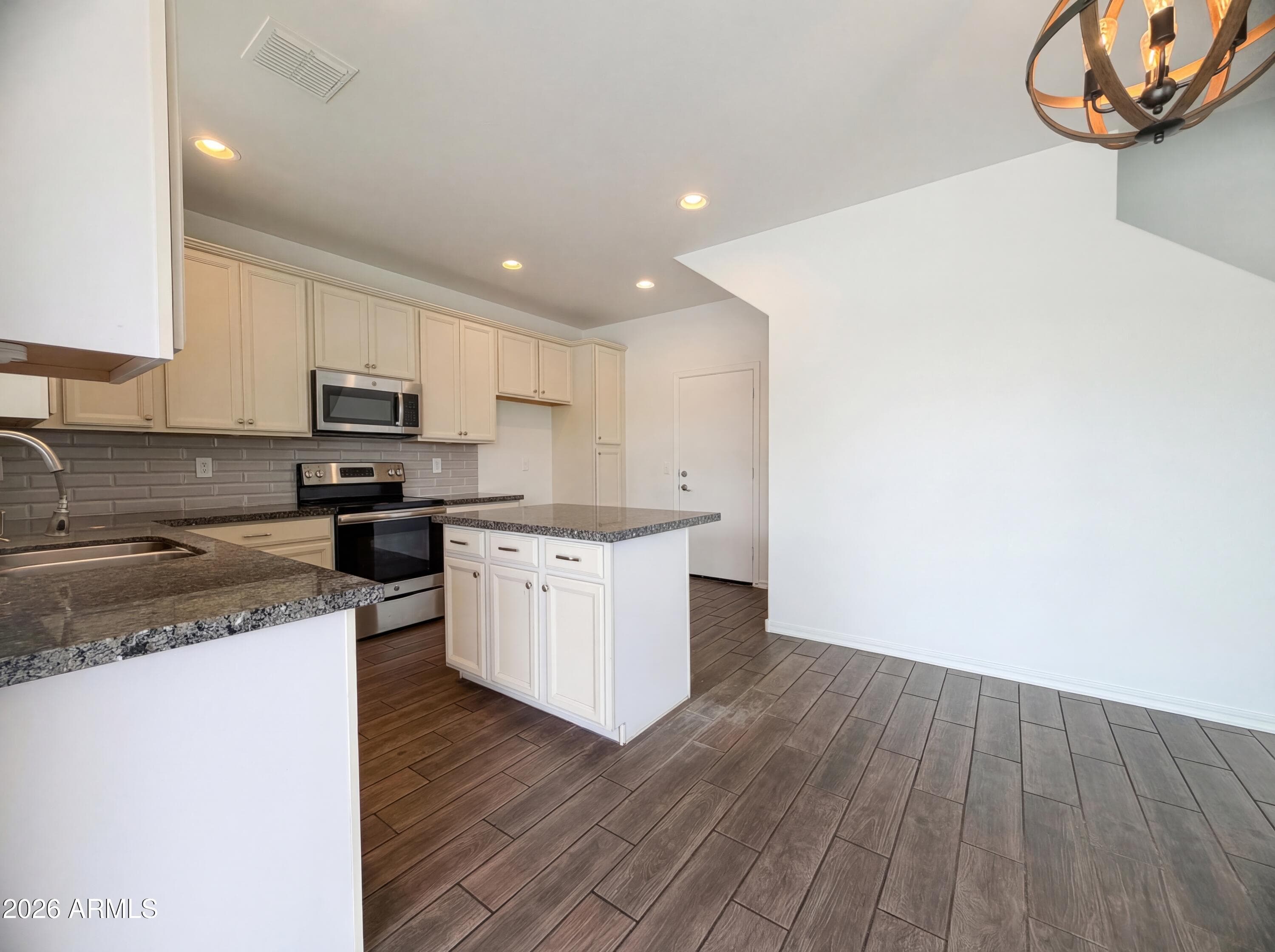 22251 E Via De Olivos Ct — photo 2