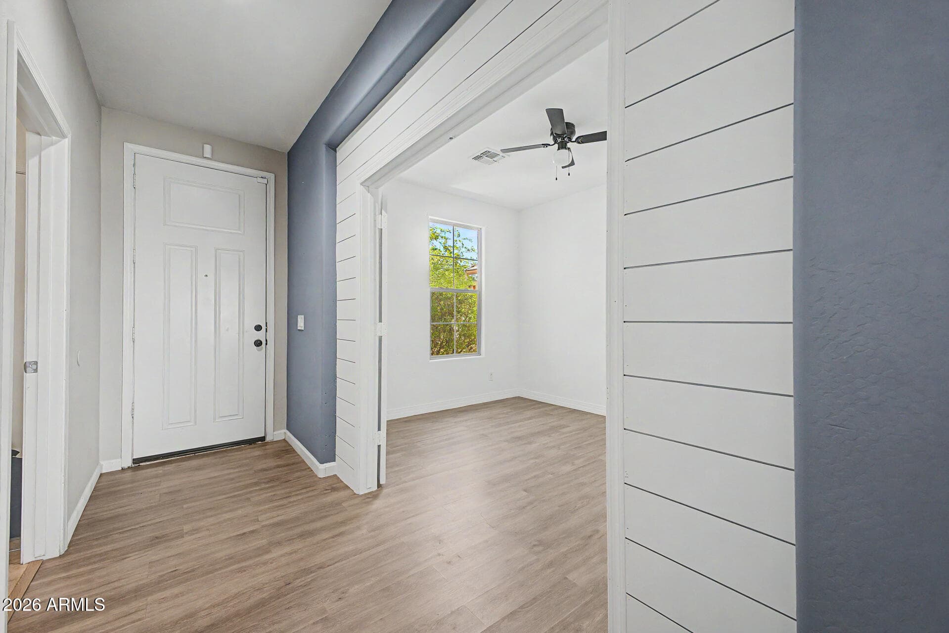18064 W LOUISE DR - Photo 3
