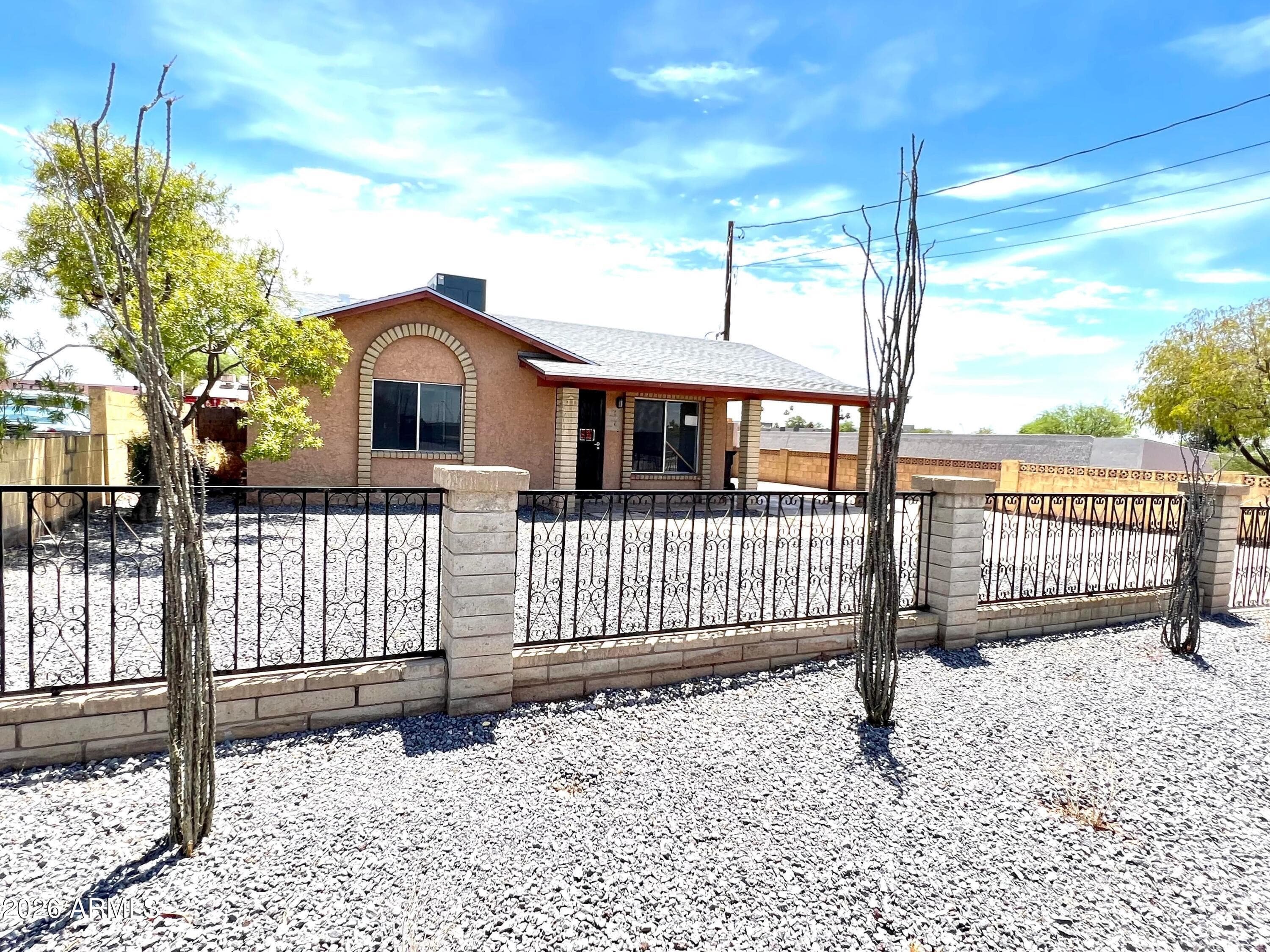2235 E Victory Dr — photo 16