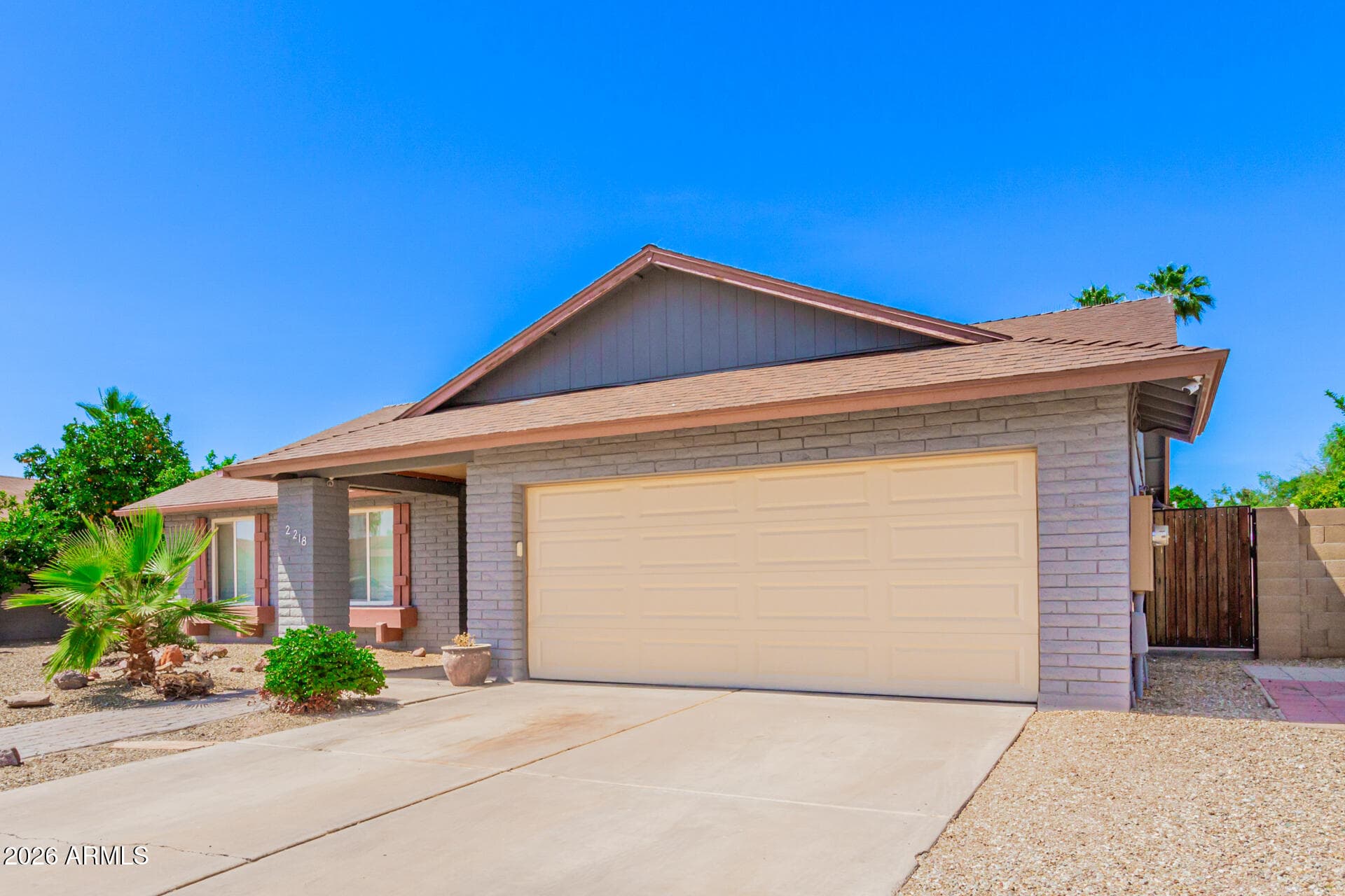 2218 W Palomino Dr — photo 25