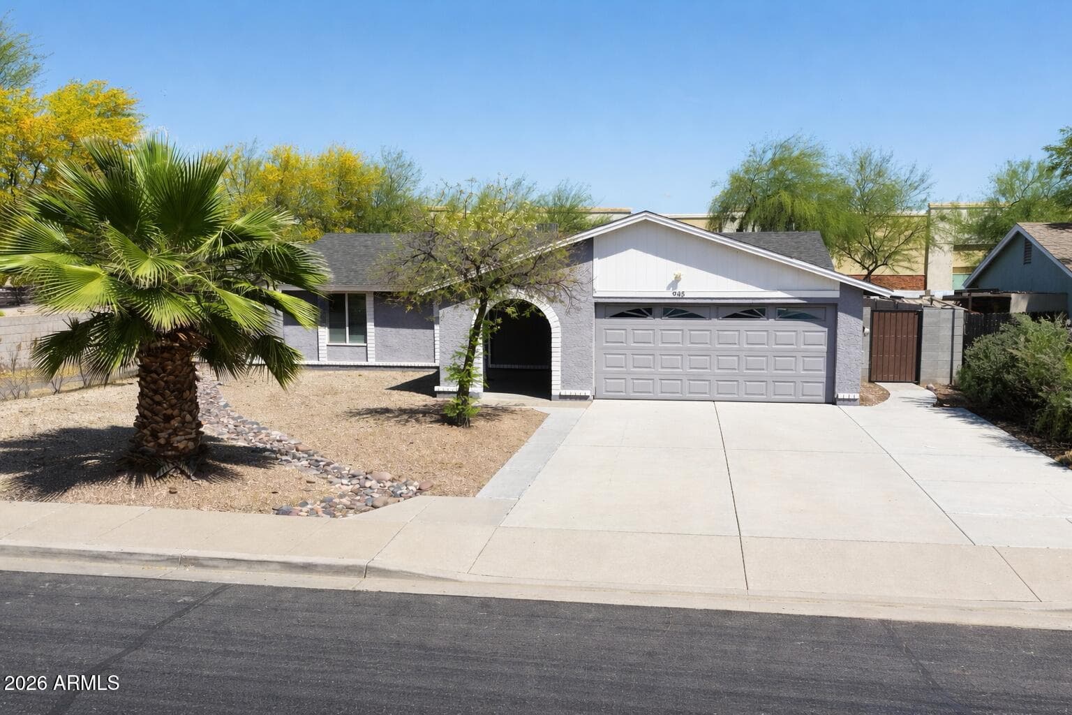 945 N Central Dr — photo 1