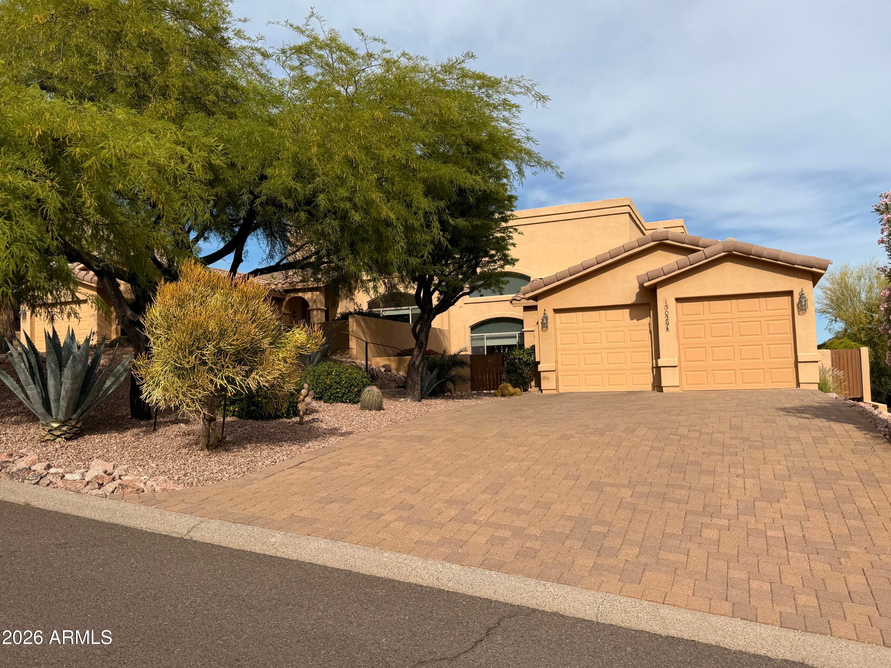 13029 N Mimosa Dr B — photo 1