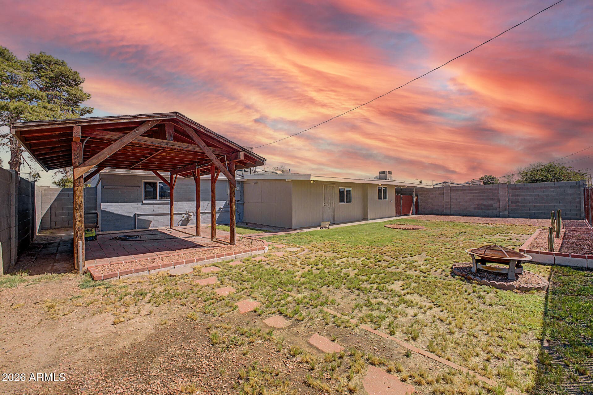 1101 W 10th St — photo 30