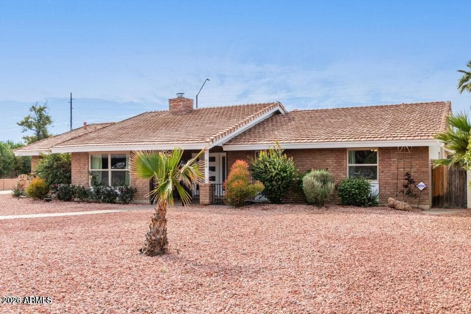 956 Castillo E Dr — photo 2