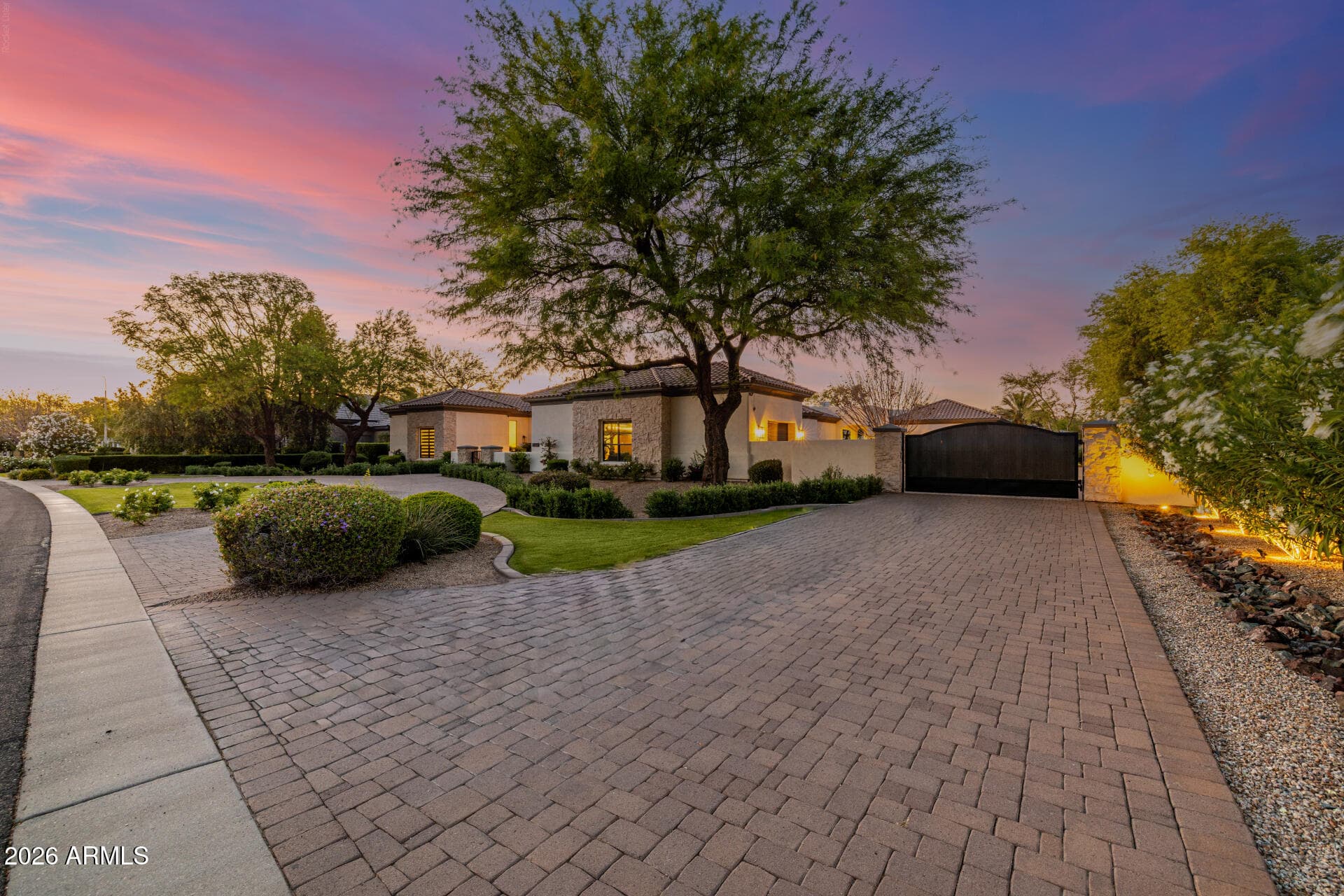 2564 E TEAKWOOD PL - Photo 4