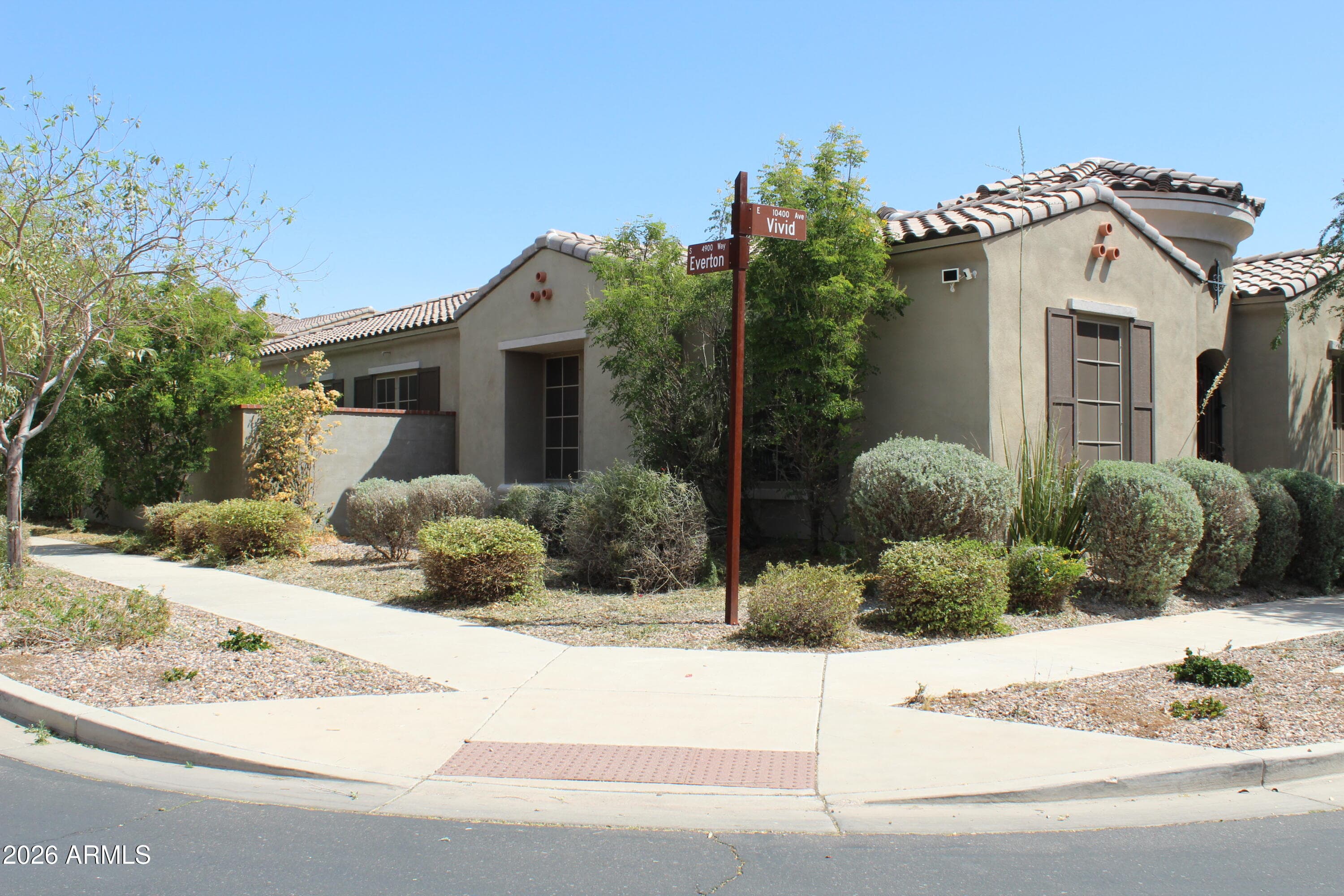 10454 E Vivid Ave — photo 2