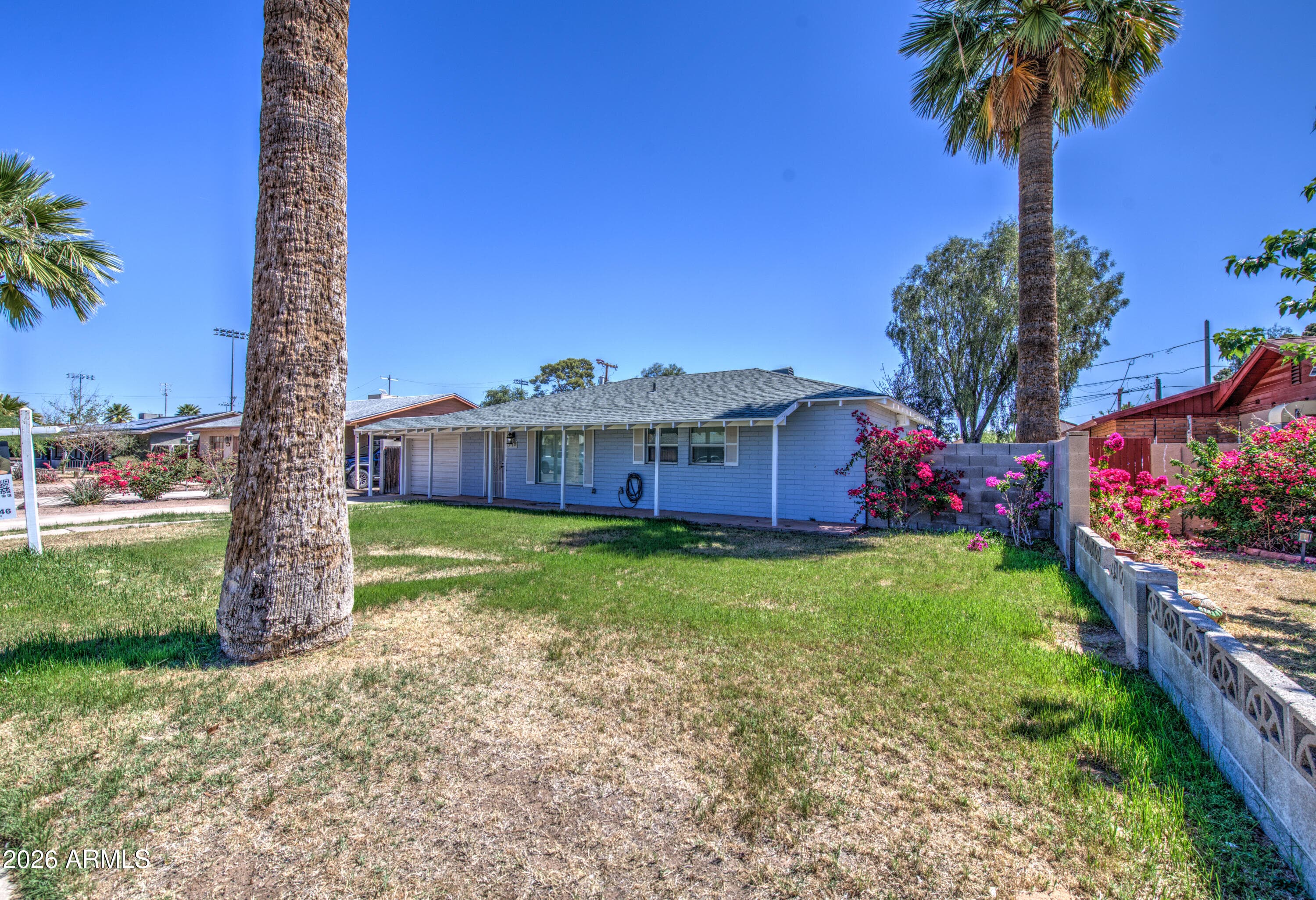 914 N CAMERON AVE - Photo 5
