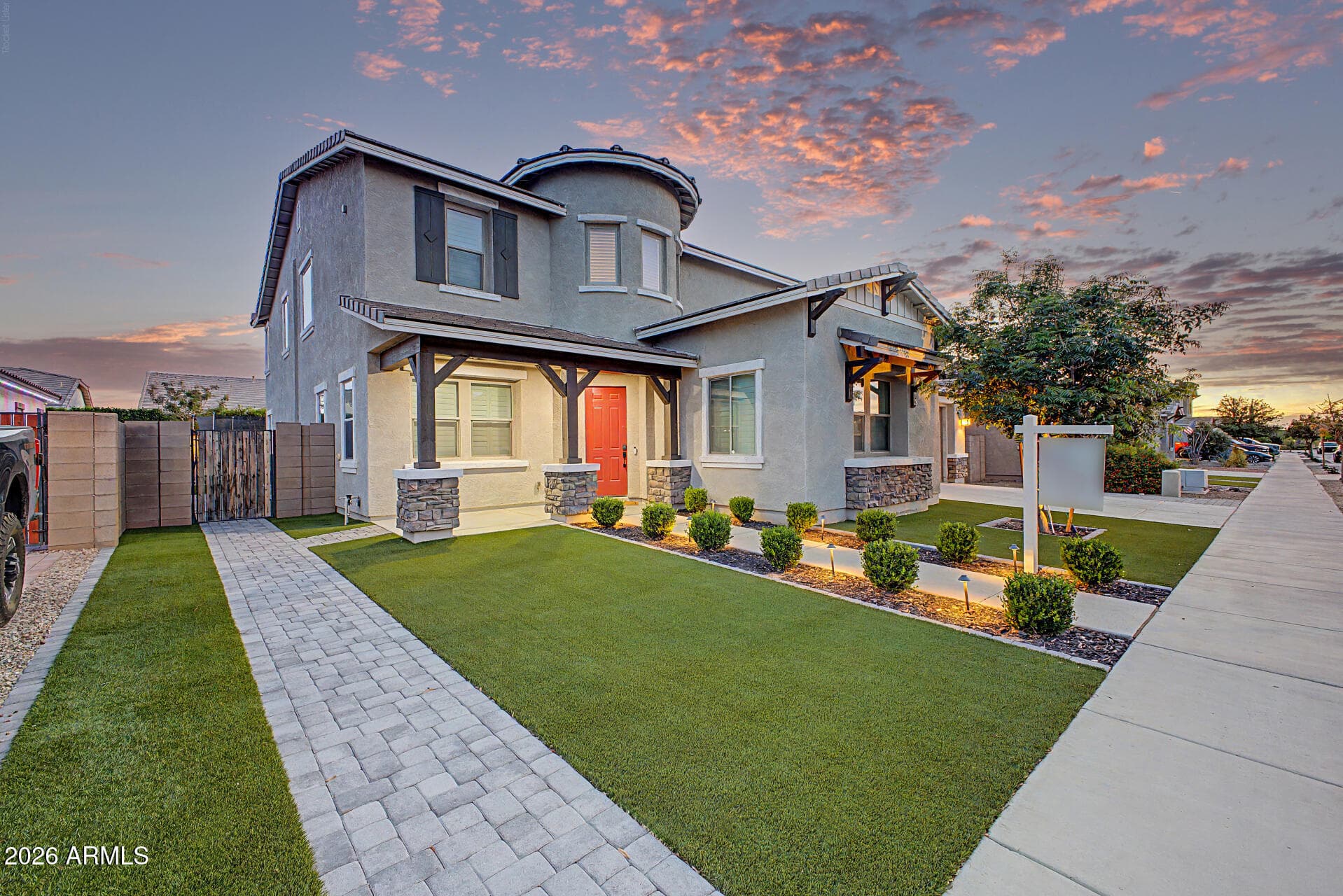 22725 E Desert Hills Dr — photo 2