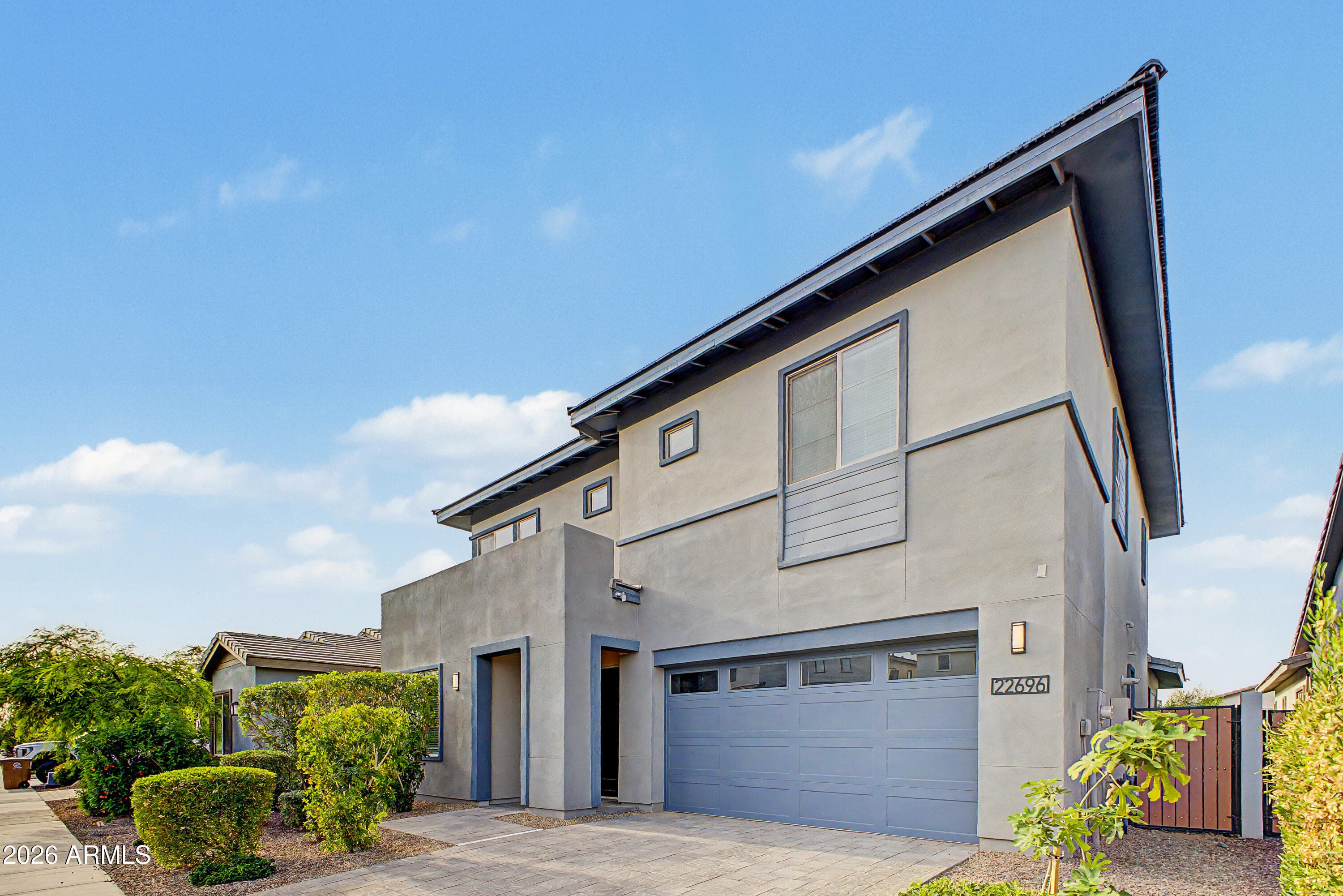 22696 E Bonanza Way — photo 2