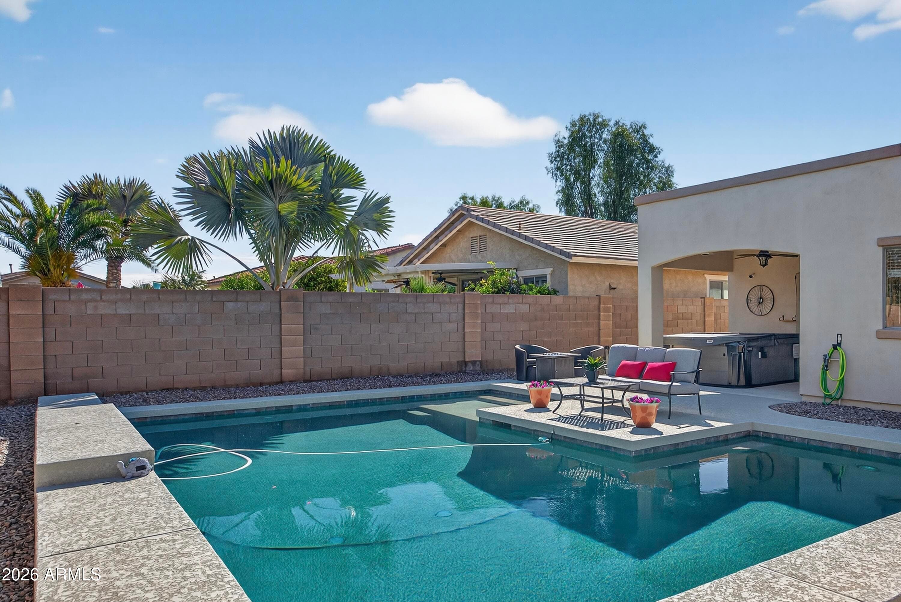 3740 E Jaguar Ave — photo 1