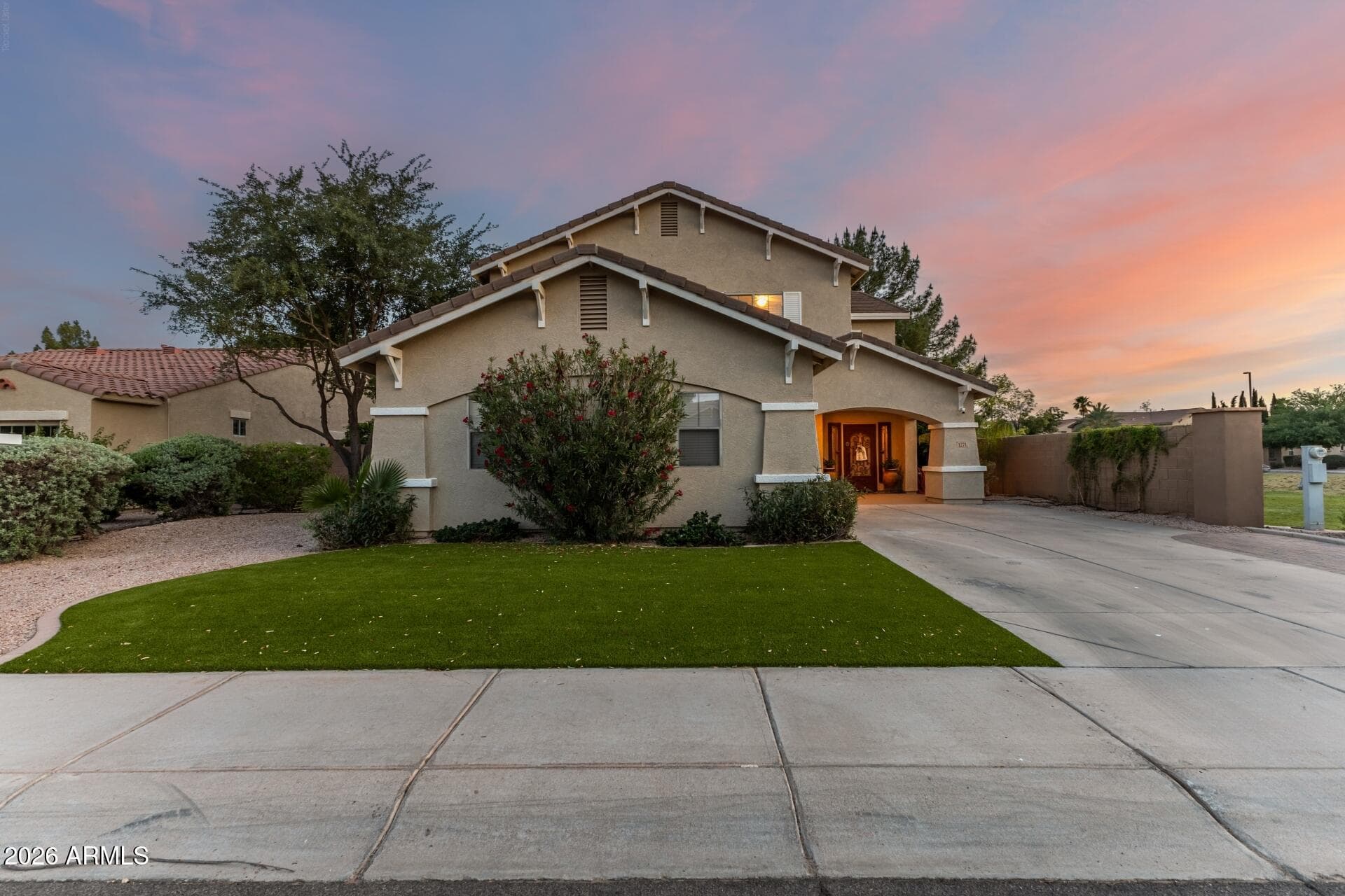 1271 E Canyon Creek Dr — photo 1