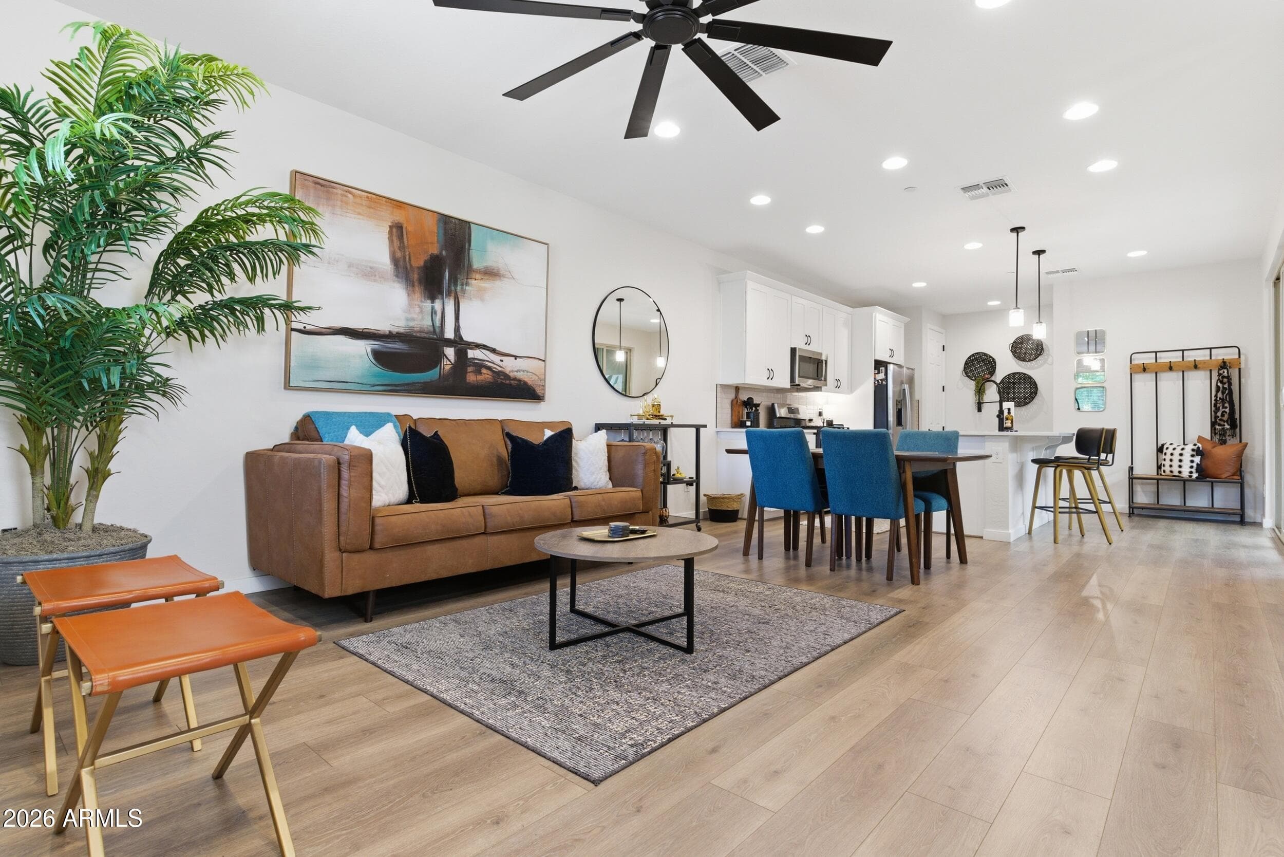 2930 N CLANTON ST - Photo 2