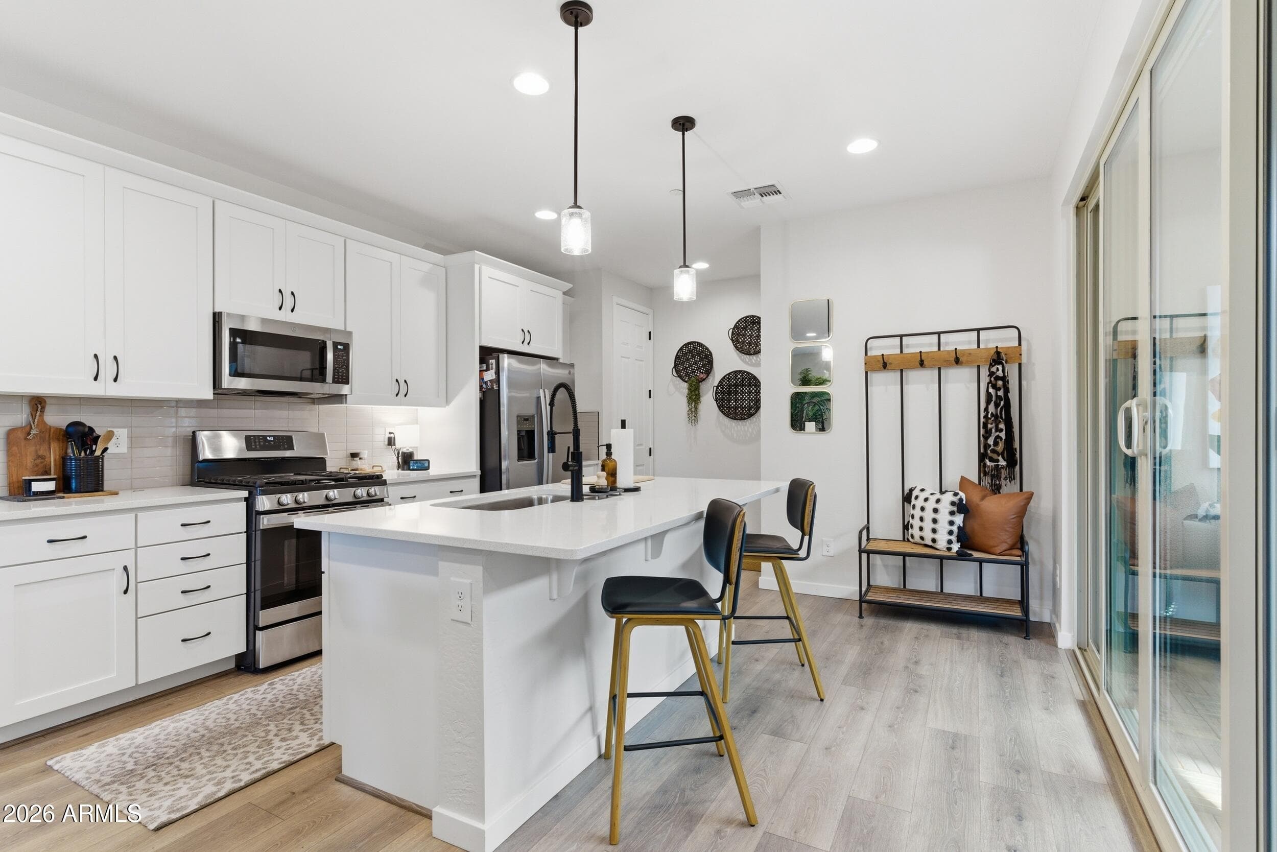 2930 N CLANTON ST - Photo 3