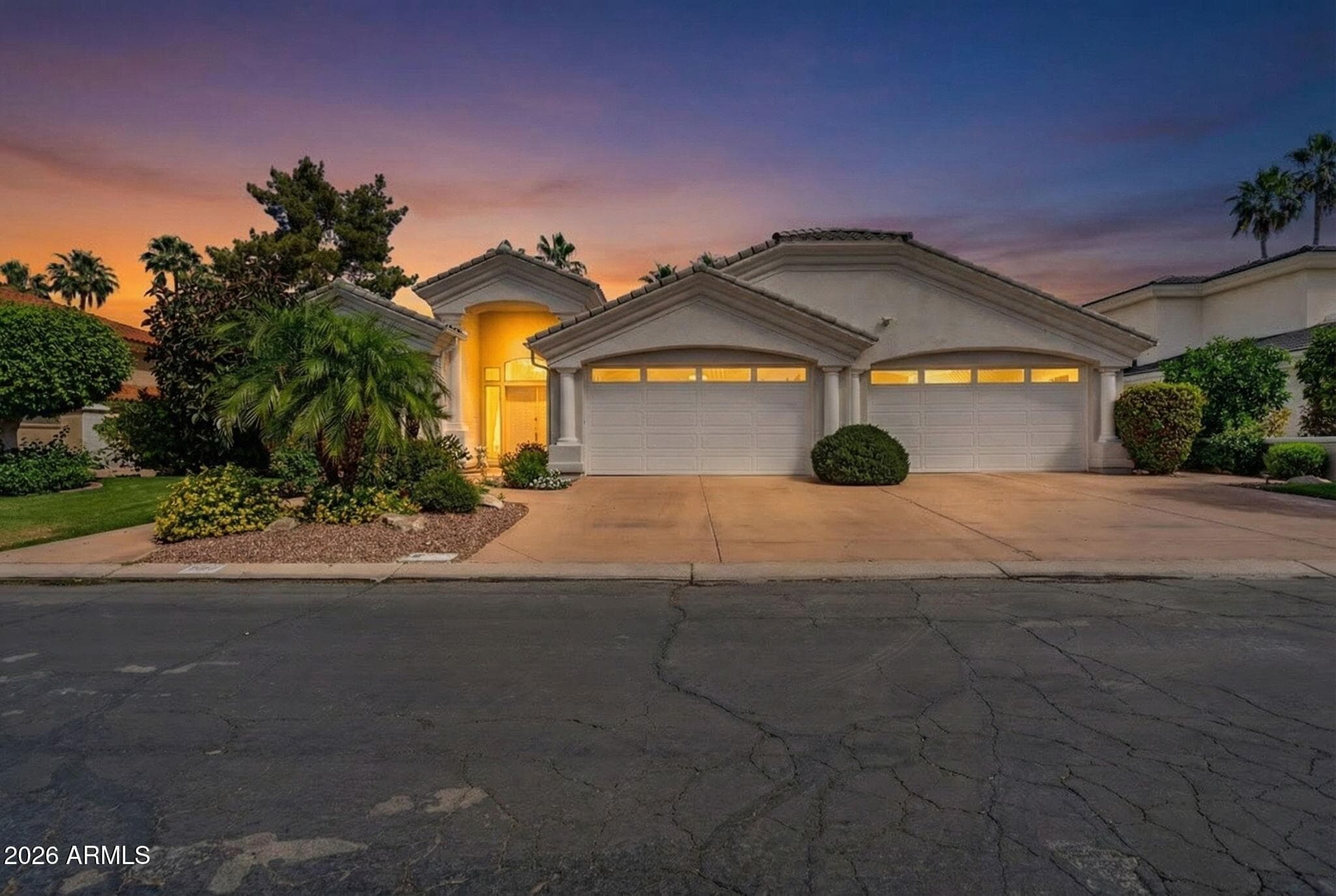 1318 E Treasure Cove Dr — photo 1