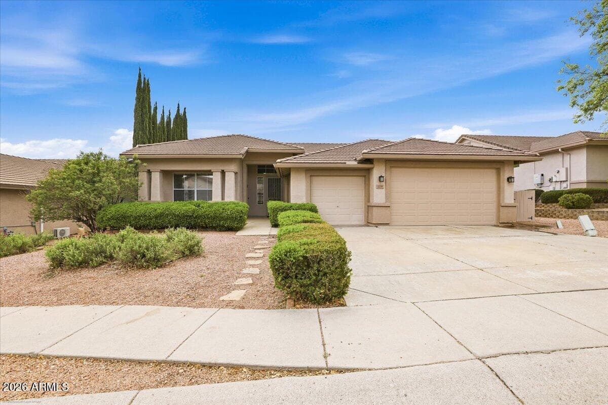 2235 W Running Iron Ln — photo 1