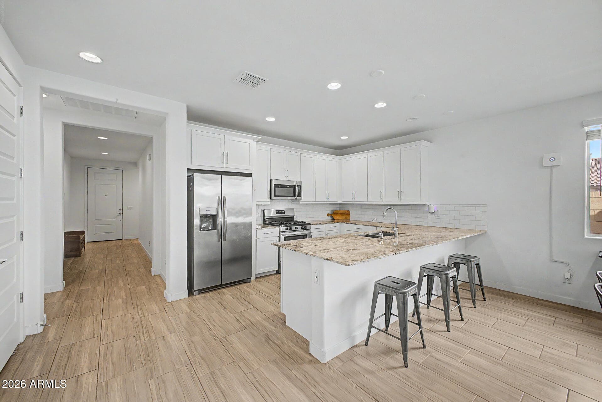 12405 W Wagon Wheel Dr — photo 2