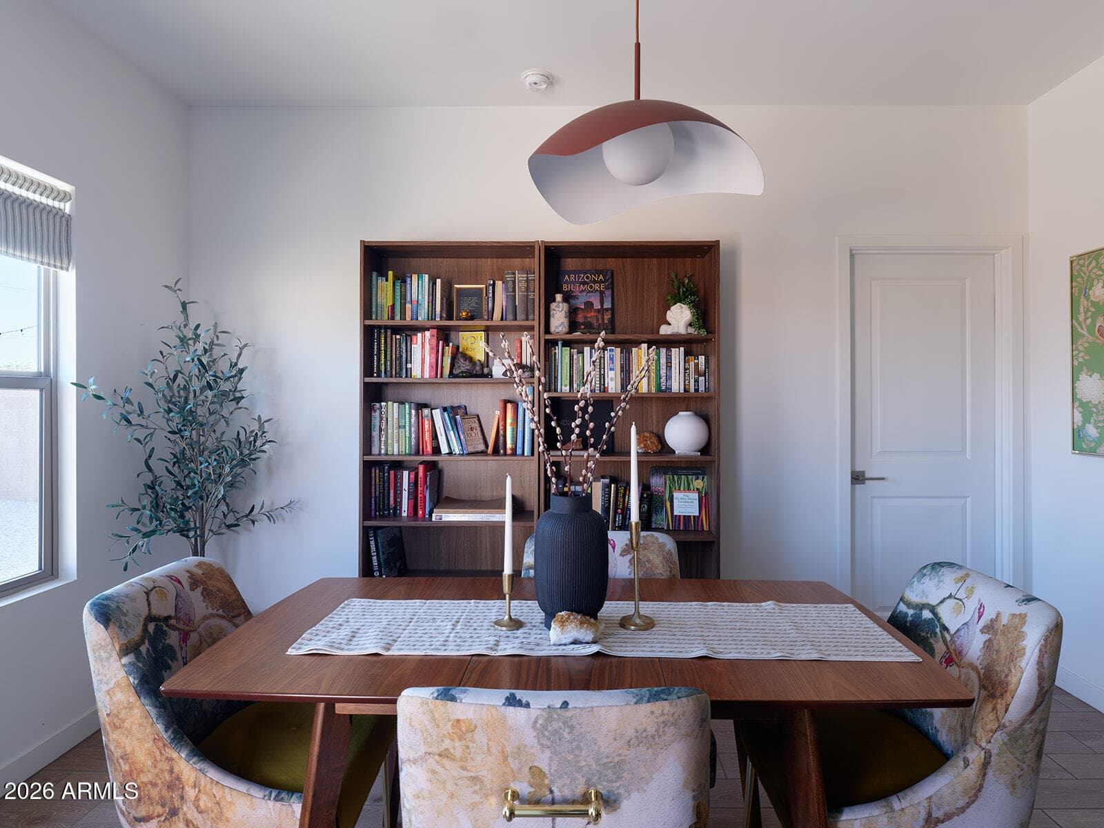 3053 W Straight Arrow Ln — photo 2