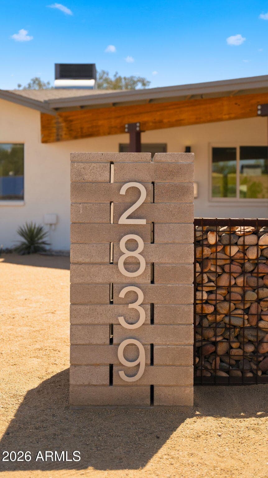 2839 E Sierra St — photo 2