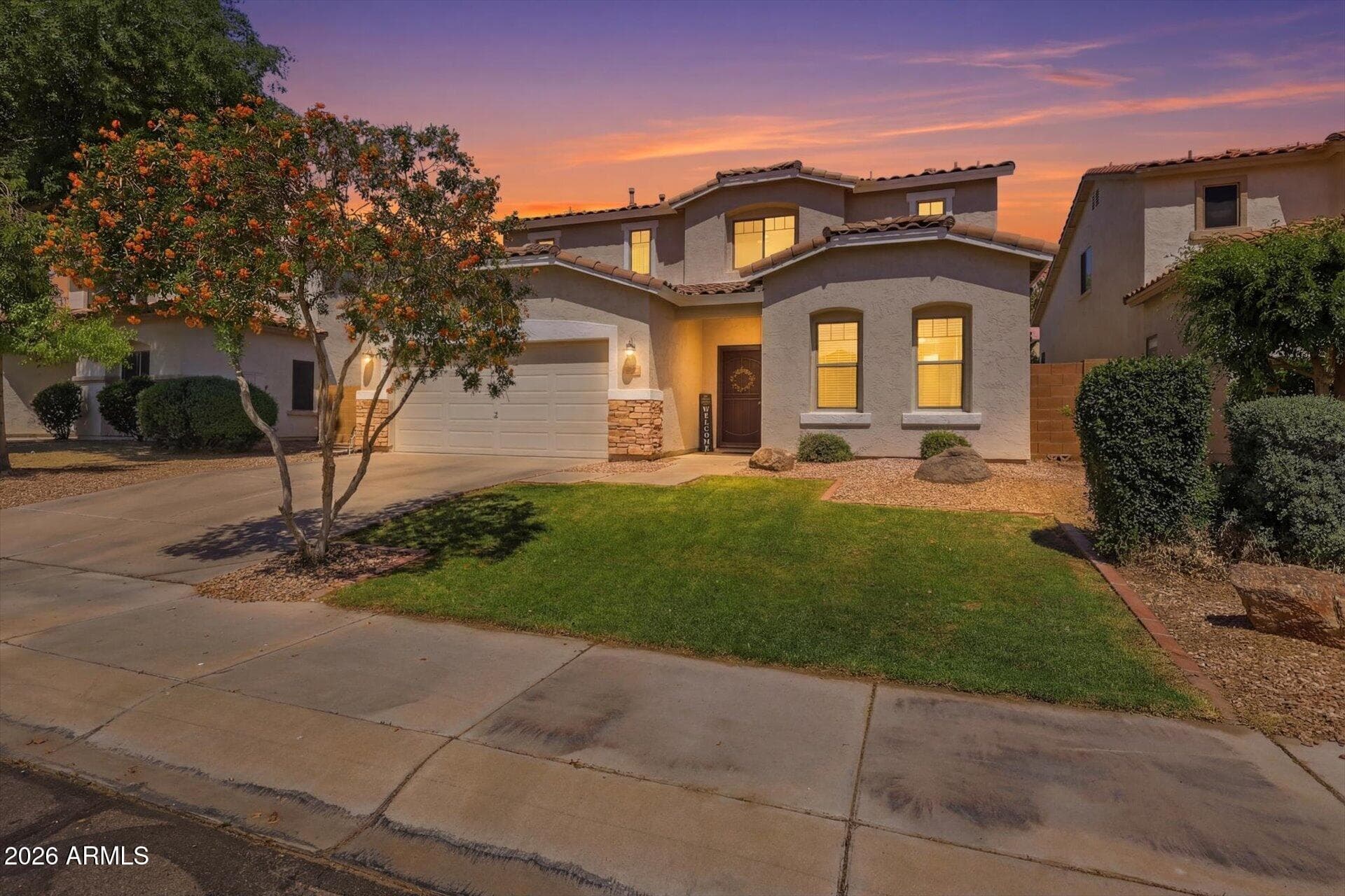 388 E Harold Dr — photo 2