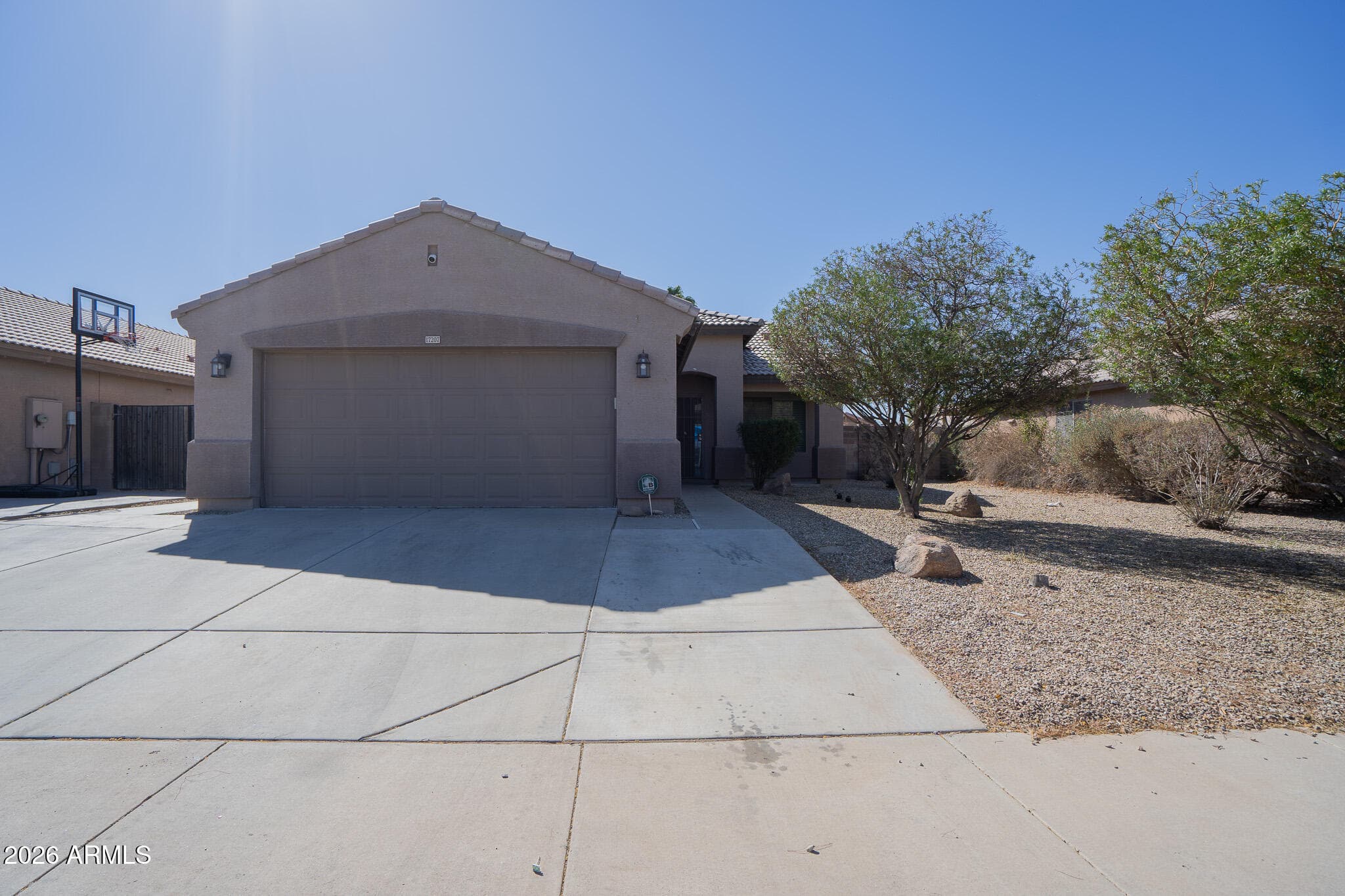 17207 W Durango St — photo 2