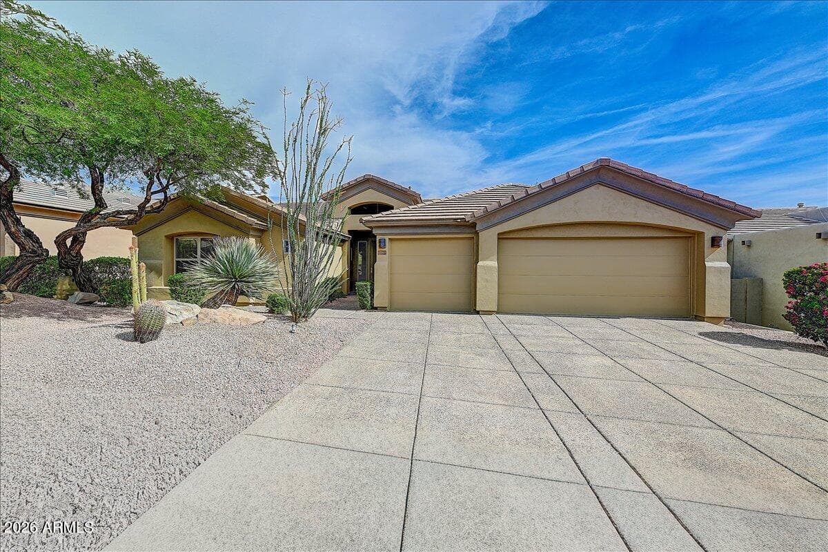 10563 E Bahia Dr — photo 2