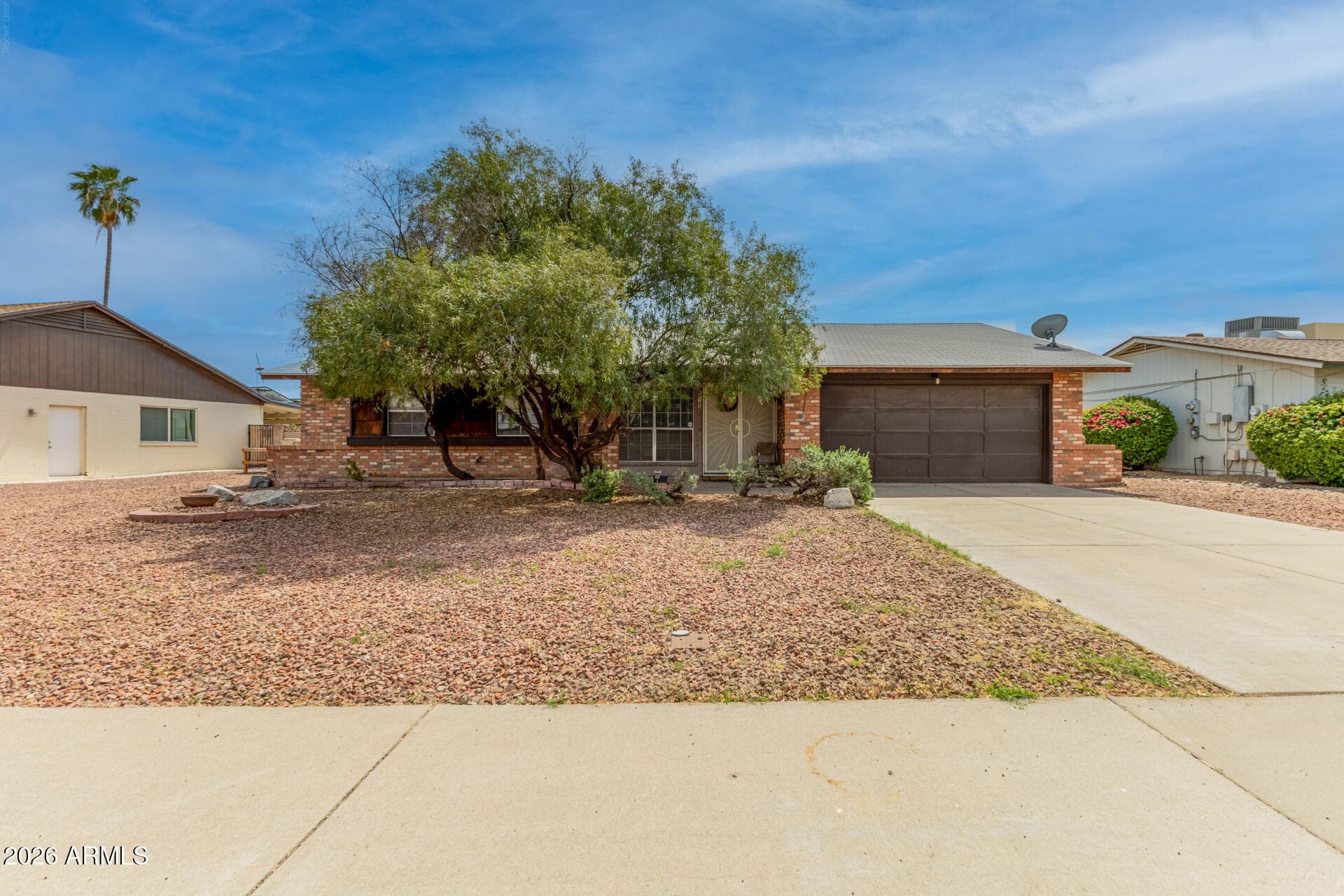 10513 W Diana Ave — photo 1
