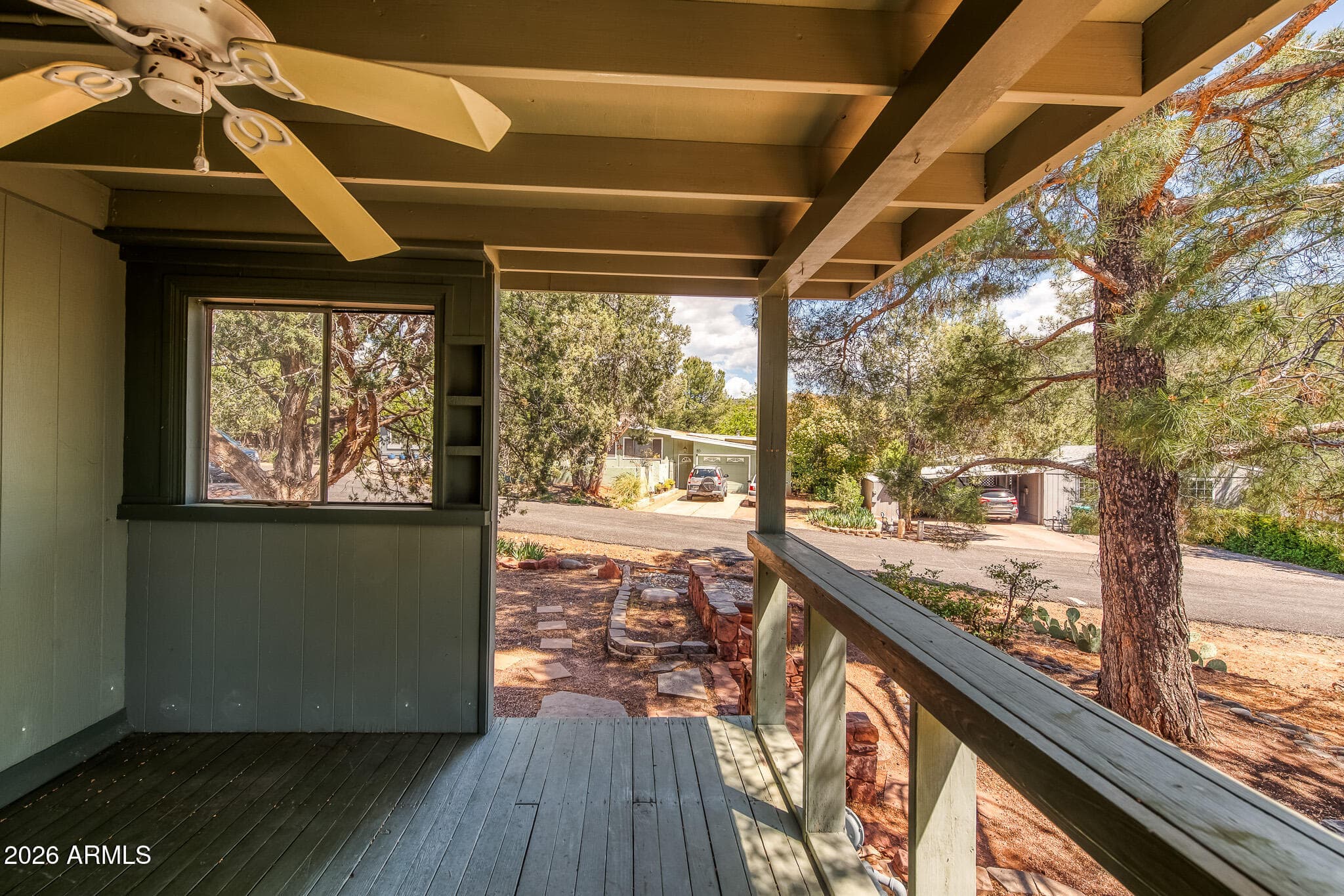 25 BUENA VISTA LN - Photo 4