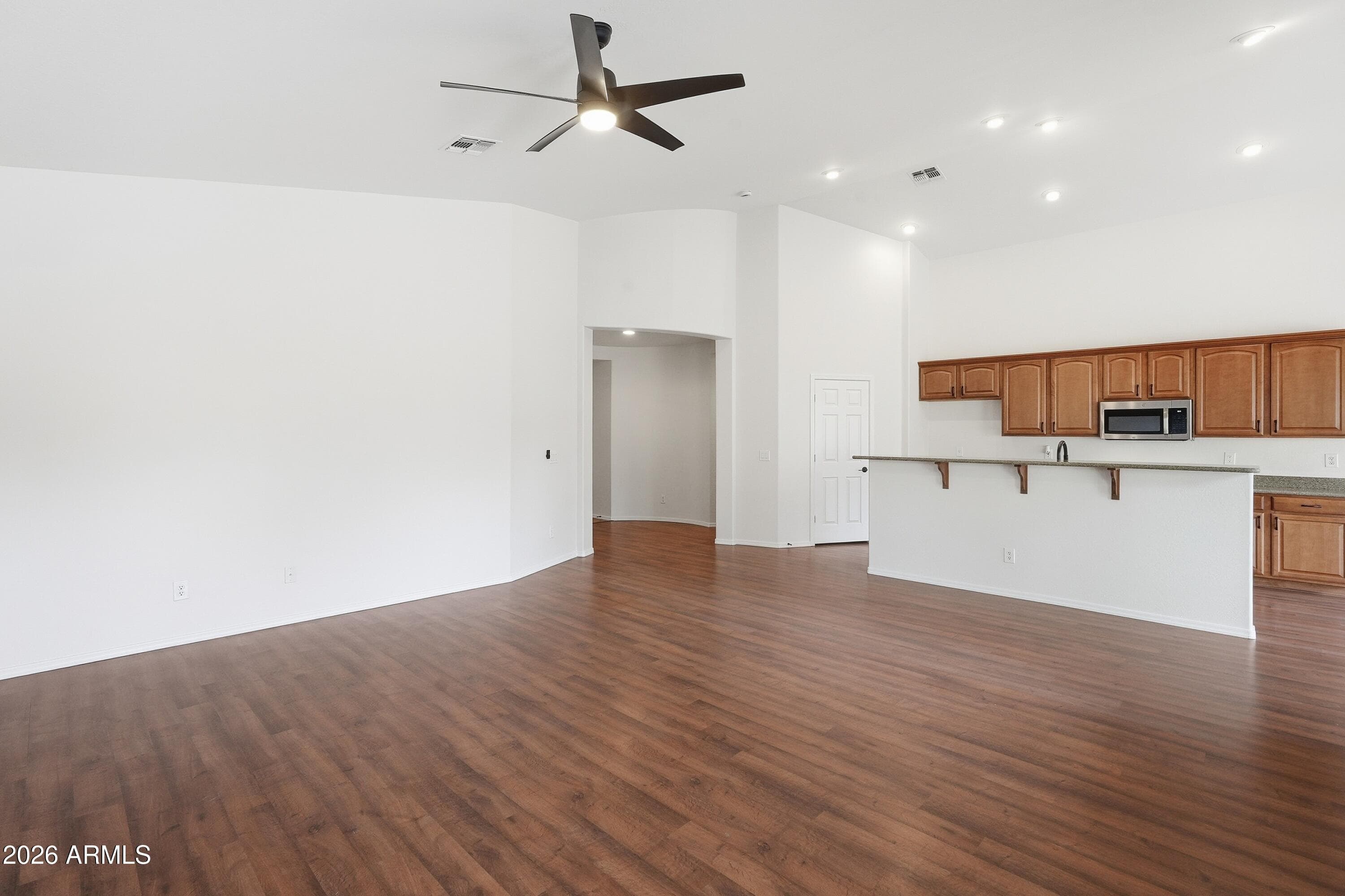 2279 E Ebony Dr — photo 2