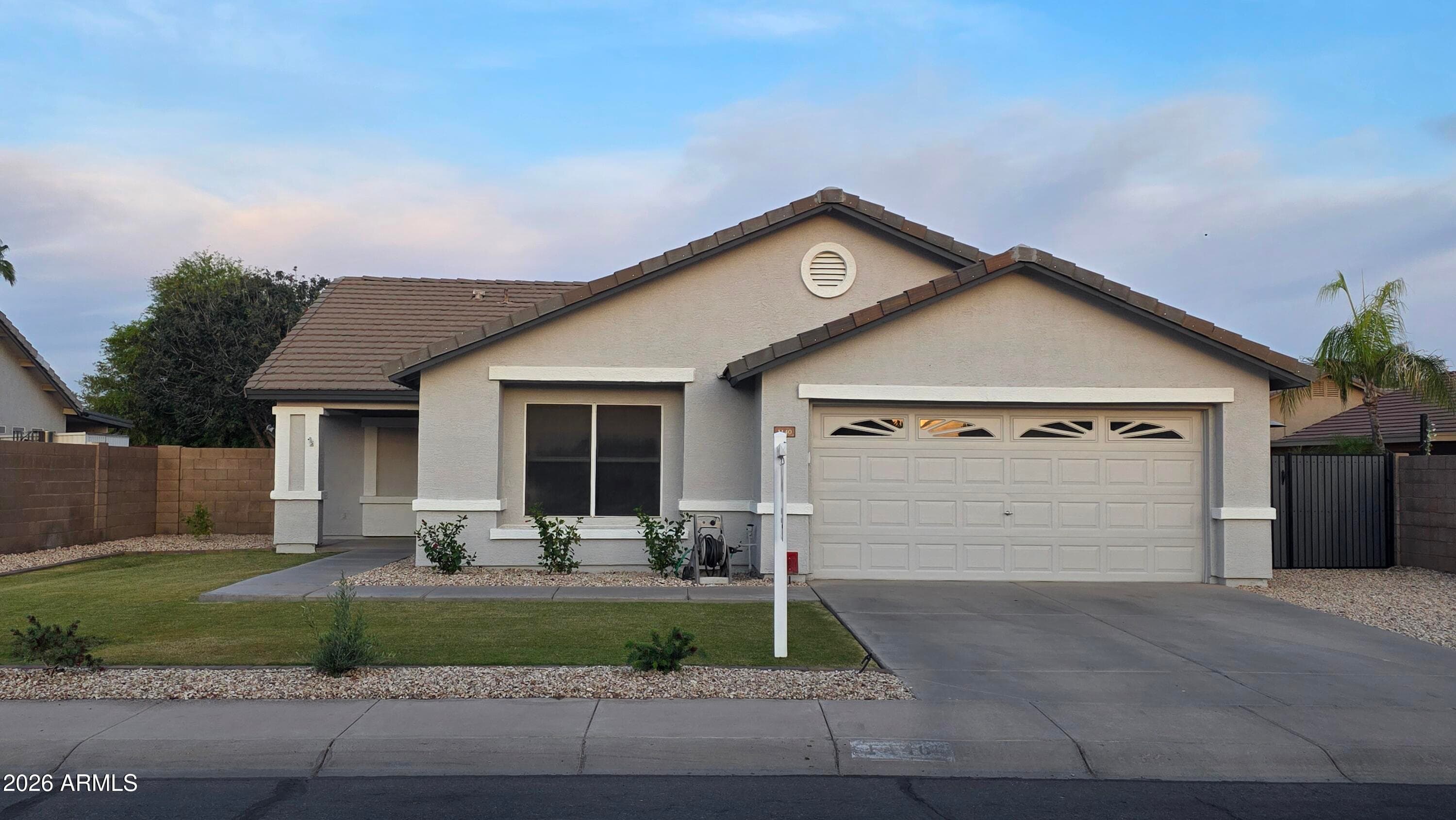 1440 S Ironwood Dr — photo 2