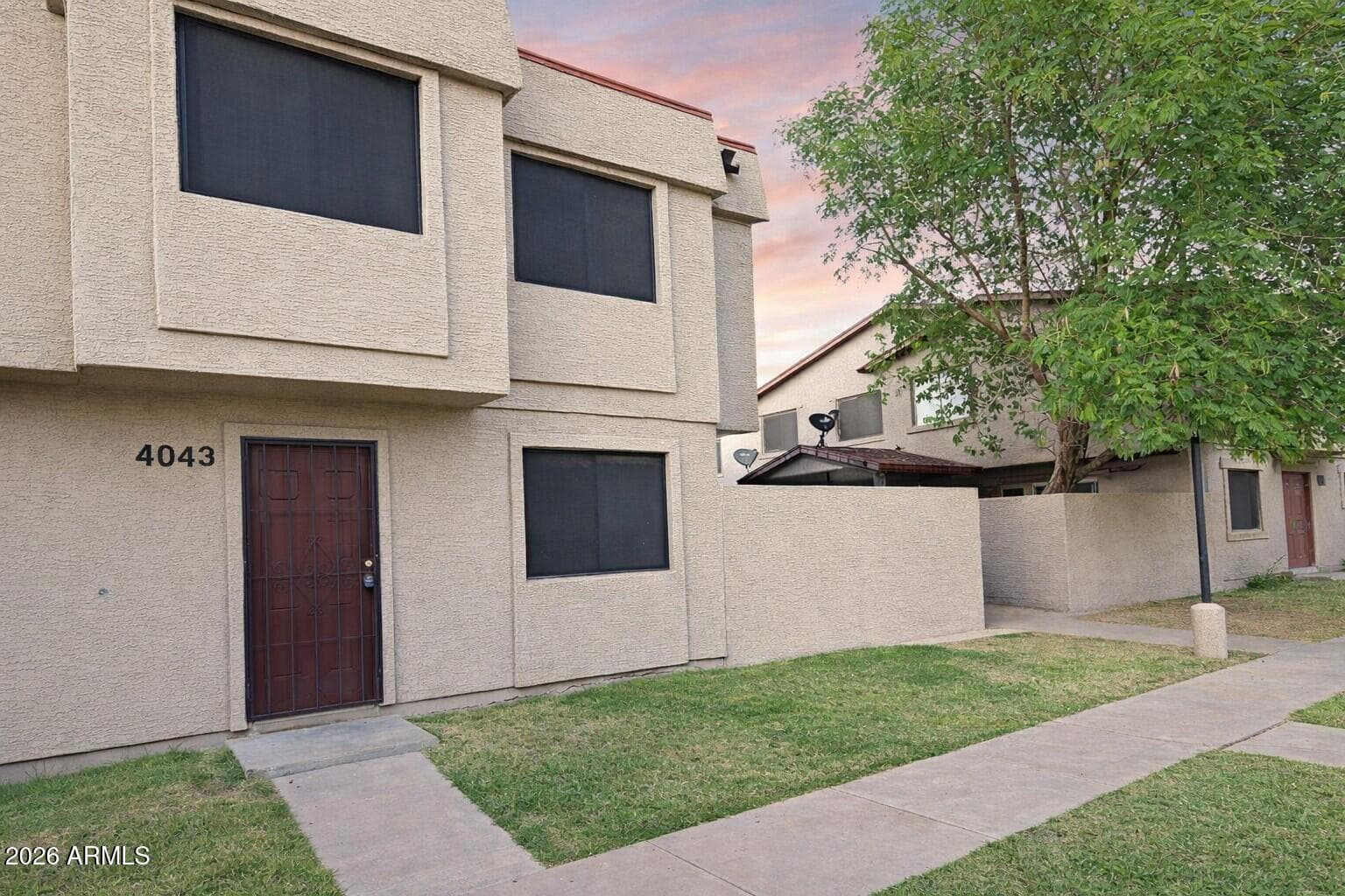 4043 W Wonderview Rd — photo 1
