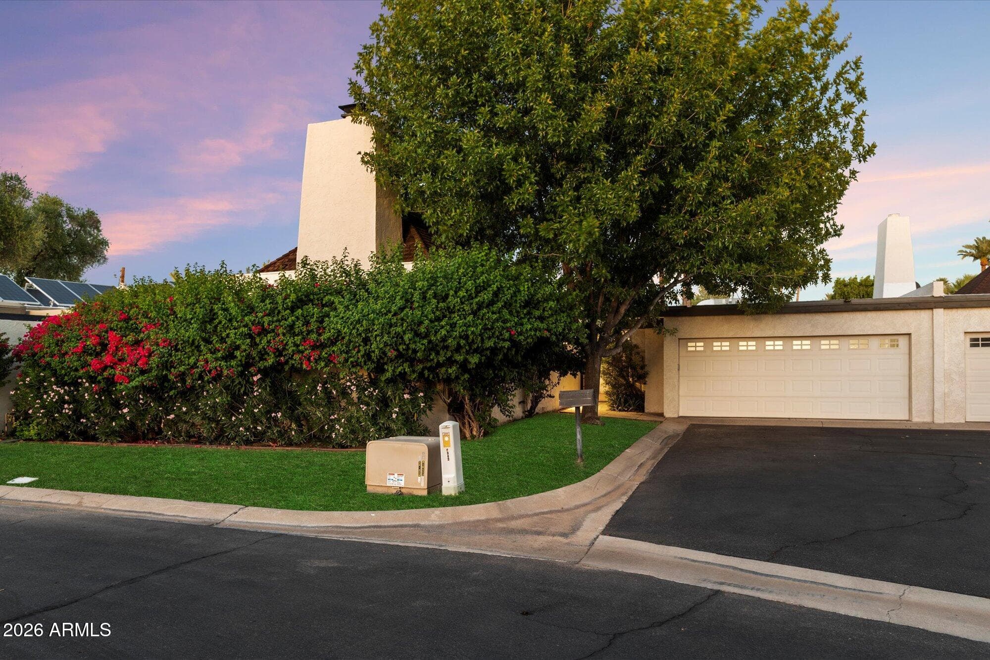 7005 N BARBADOS PL - Photo 3